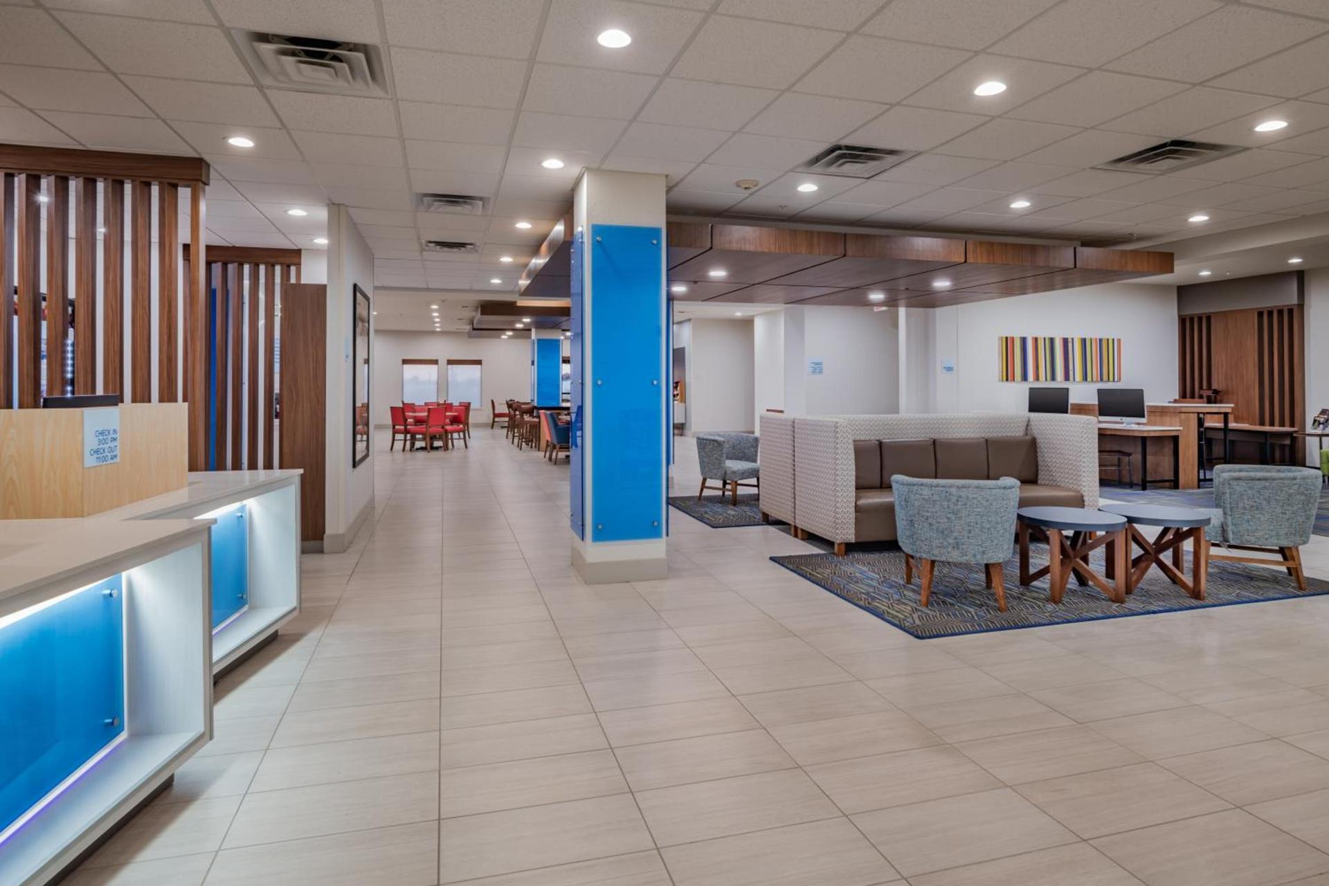 Holiday Inn Express & Suites N Waco Area - West by IHG photo 52