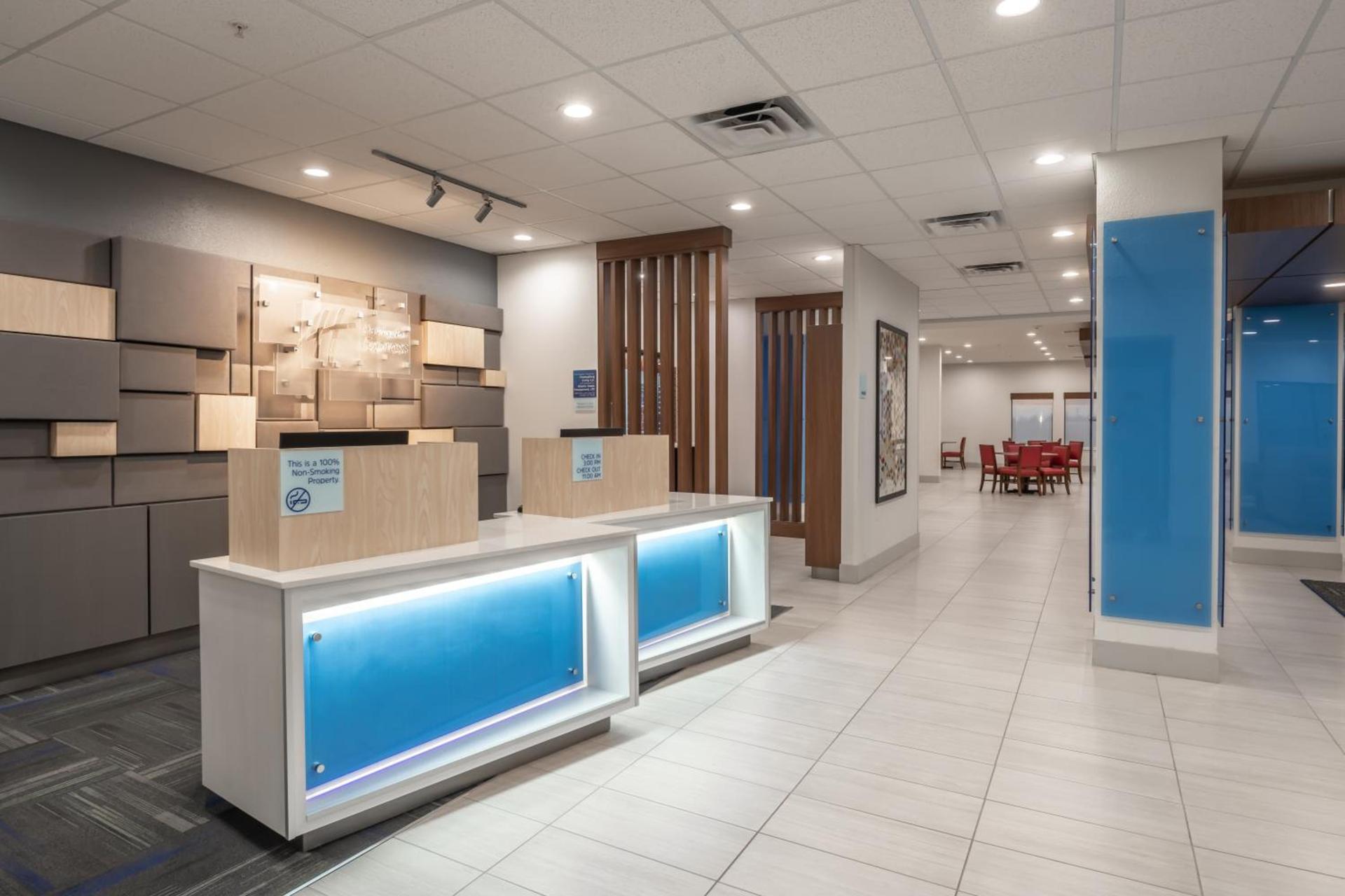 Holiday Inn Express & Suites N Waco Area - West by IHG photo 62