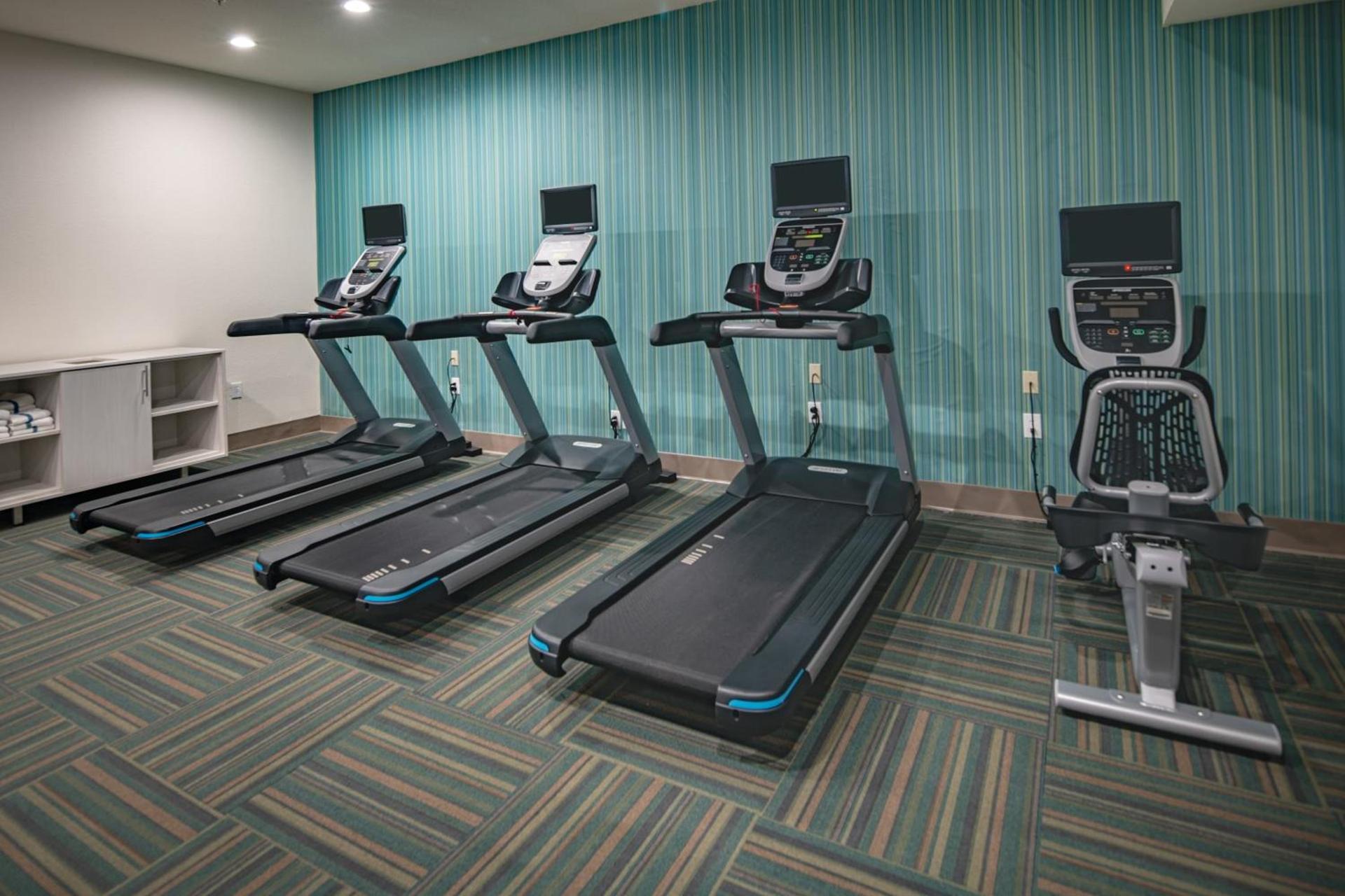 Holiday Inn Express & Suites N Waco Area - West by IHG photo 65