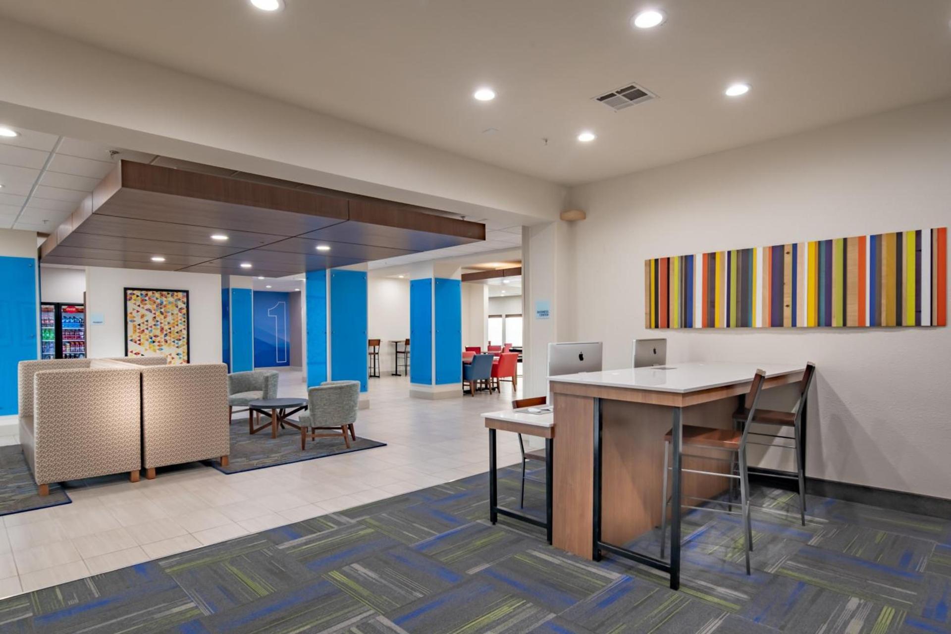 Holiday Inn Express & Suites N Waco Area - West by IHG photo 72