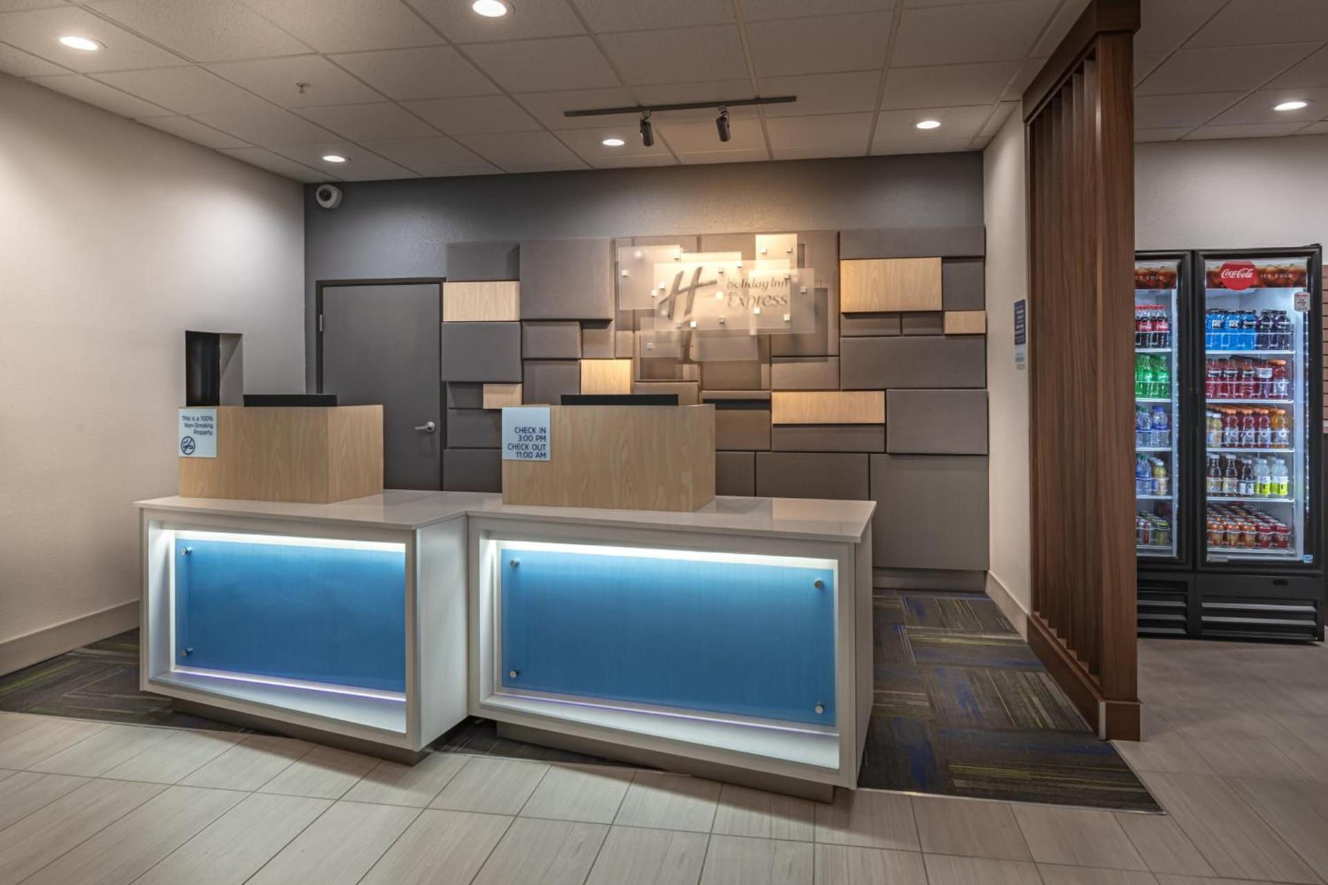 Holiday Inn Express & Suites N Waco Area - West by IHG photo 80