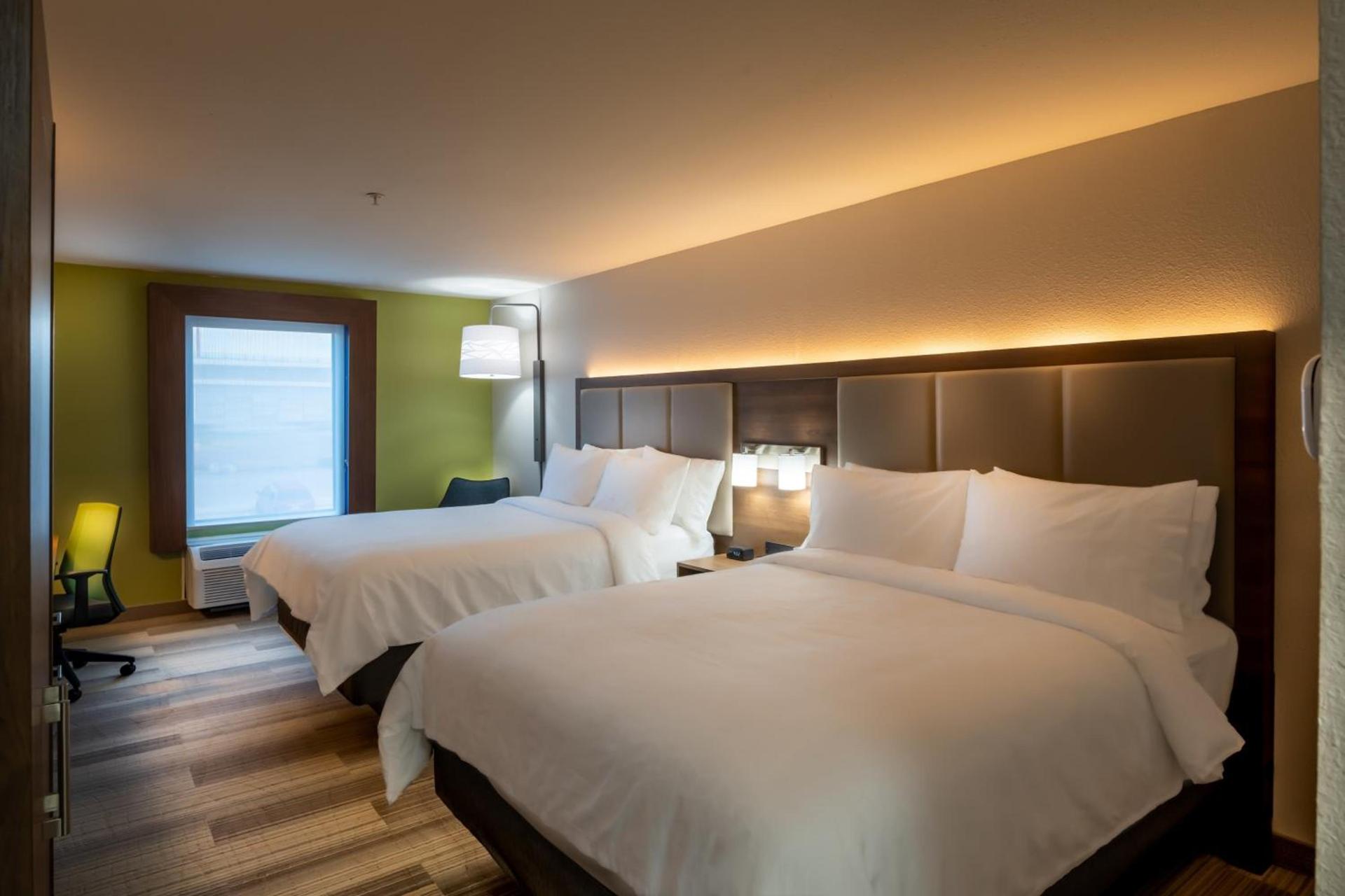 Holiday Inn Express & Suites N Waco Area - West by IHG photo 96