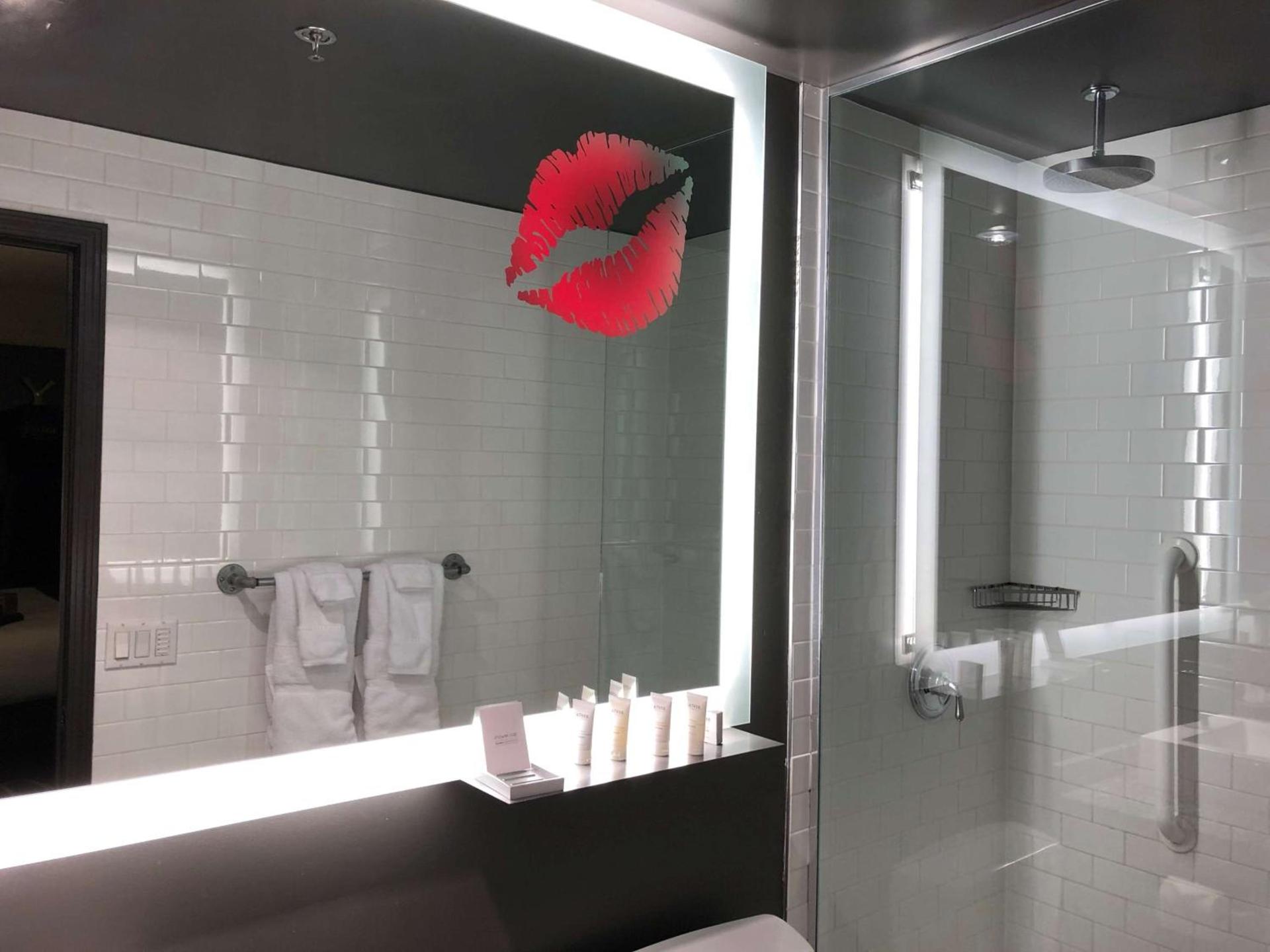 ACME Hotel Chicago, Outset Collection by Hilton photo 7