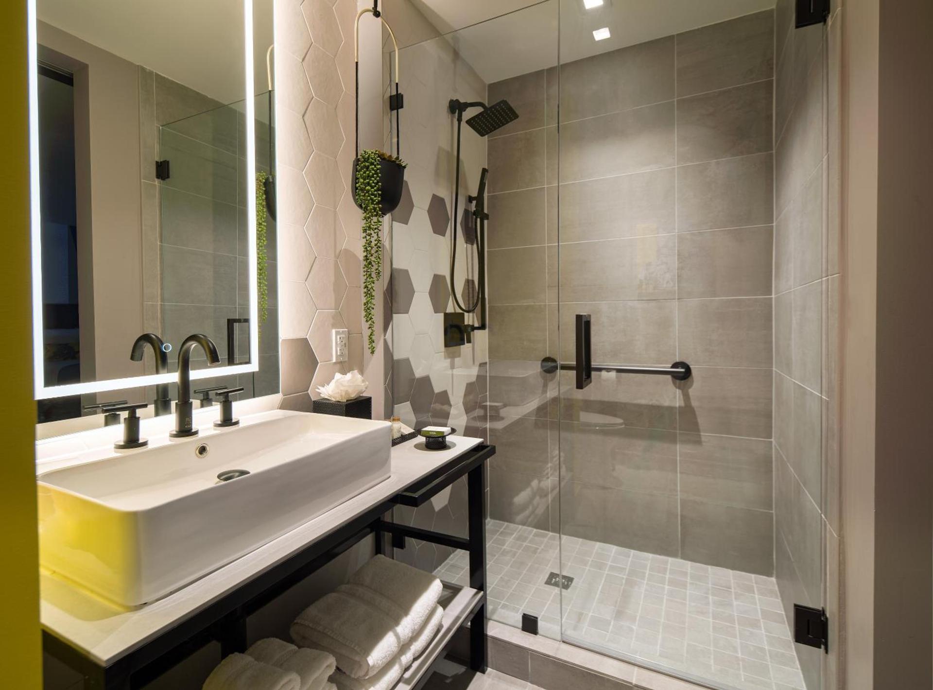 Hotel Indigo Miami Brickell by IHG photo 4