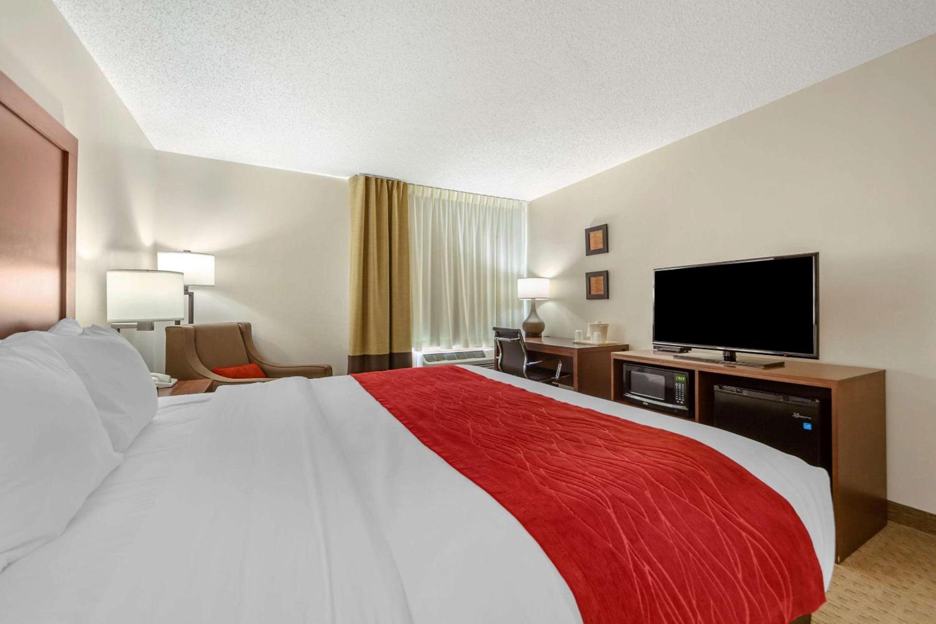 Comfort Inn Valentine photo 8