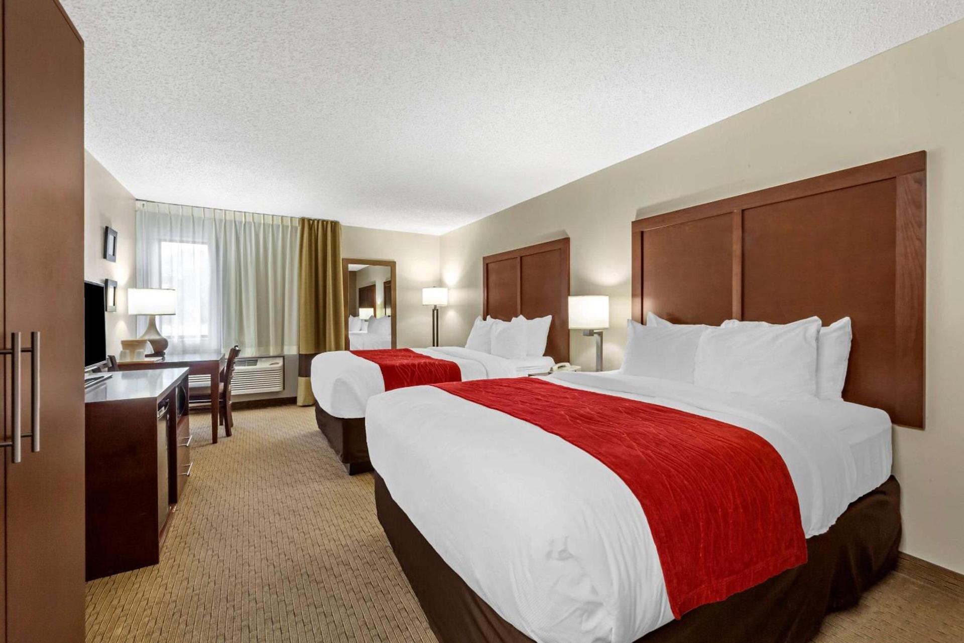 Comfort Inn Valentine photo 14