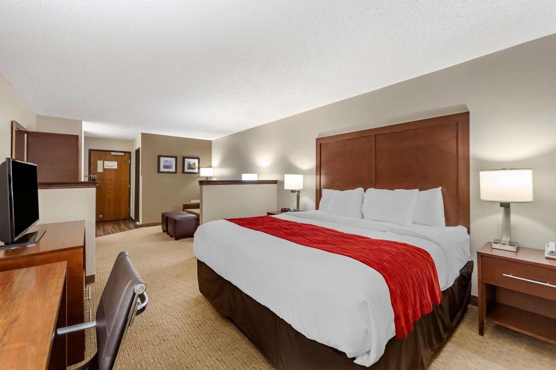Comfort Inn Valentine photo 17