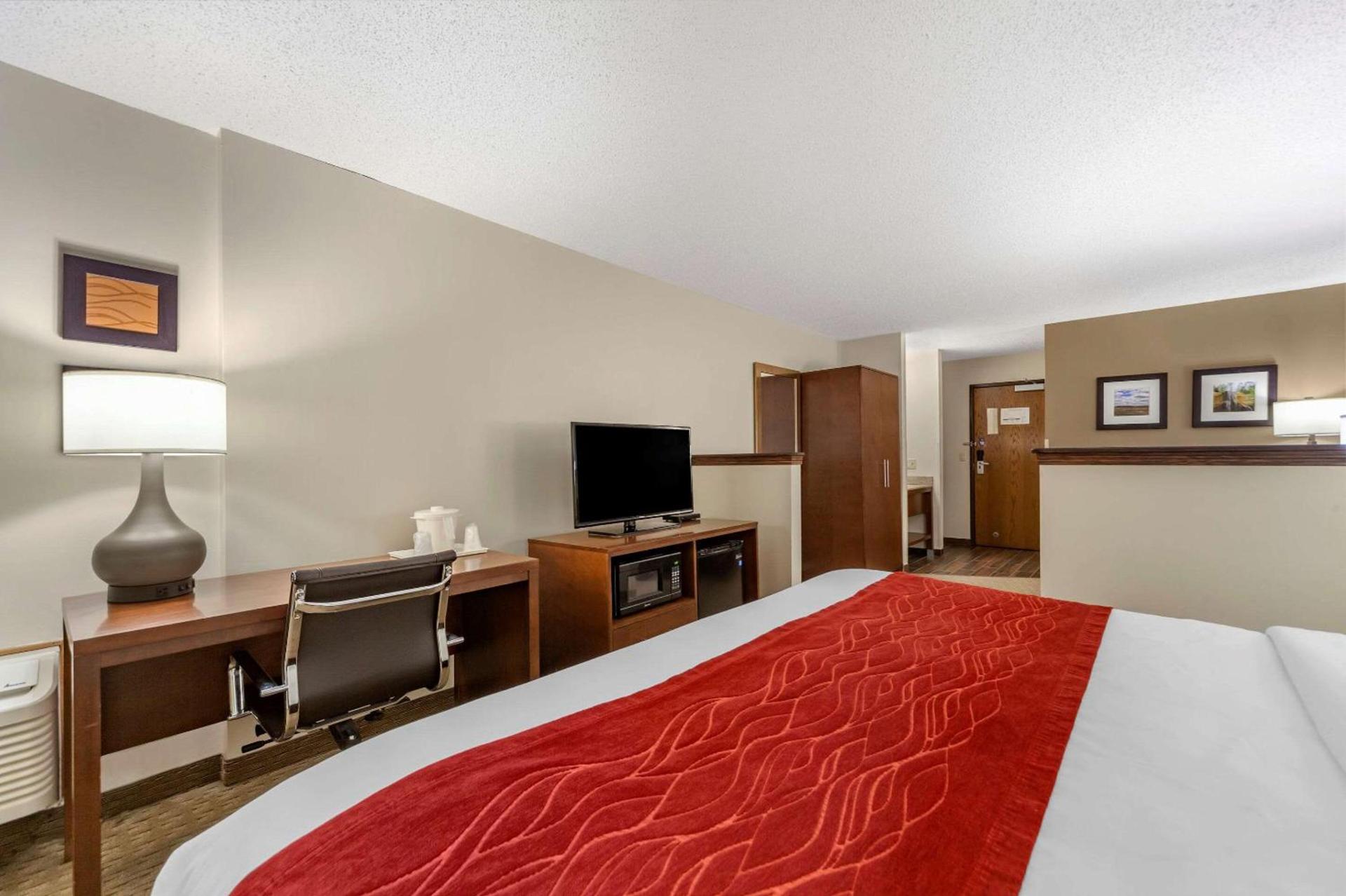 Comfort Inn Valentine photo 19