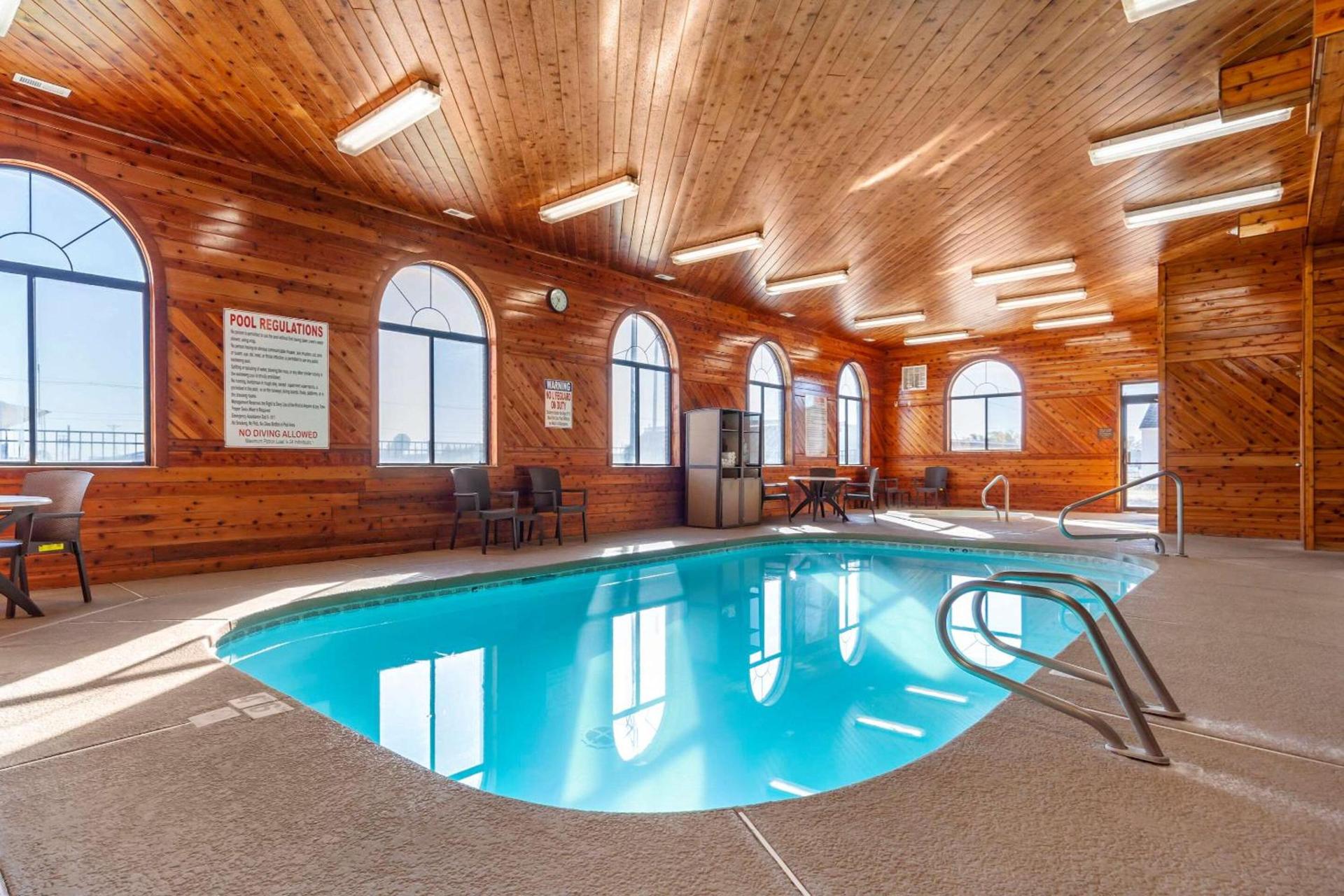 Comfort Inn Valentine photo 31