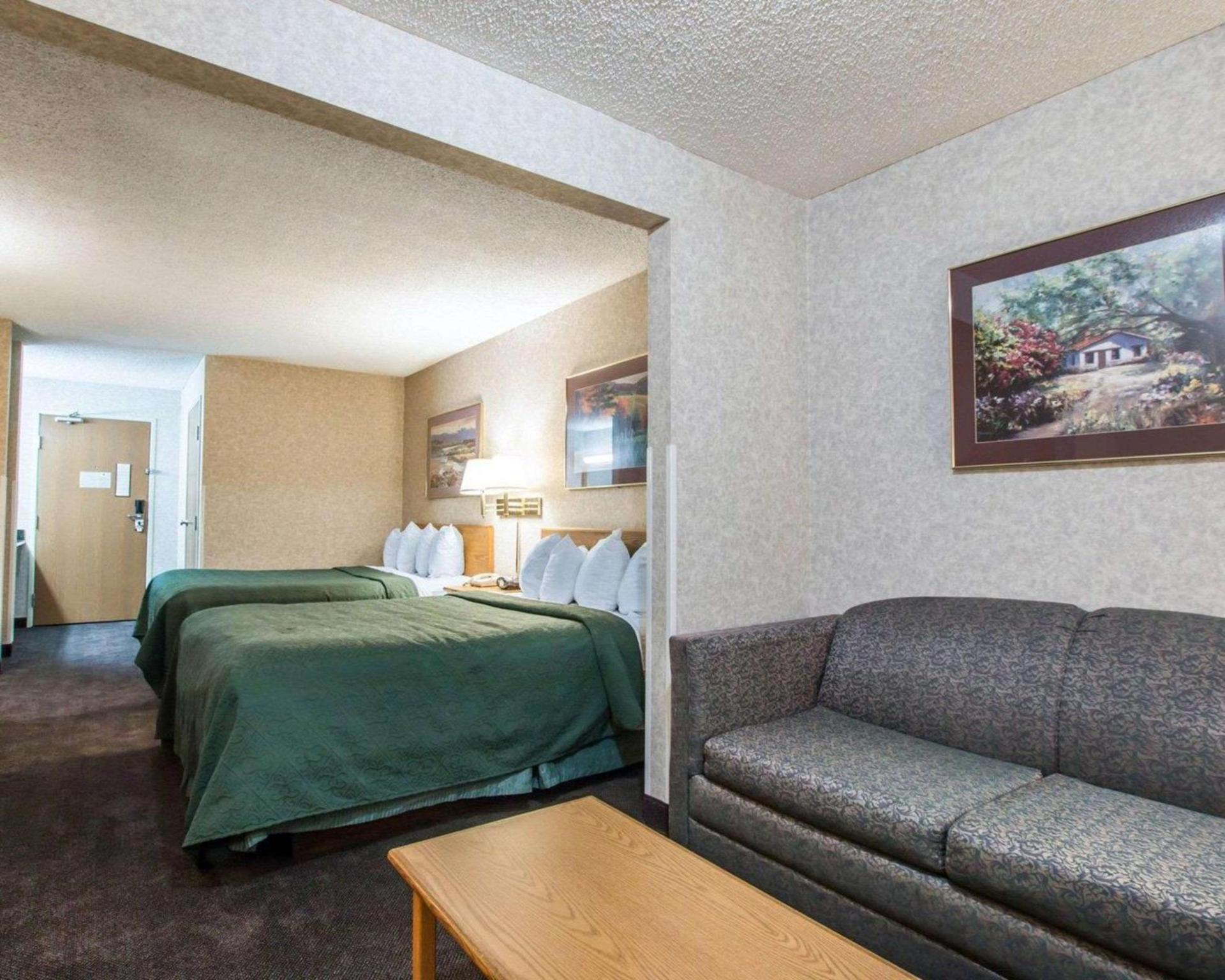 Quality Suites San Diego Otay Mesa photo 9