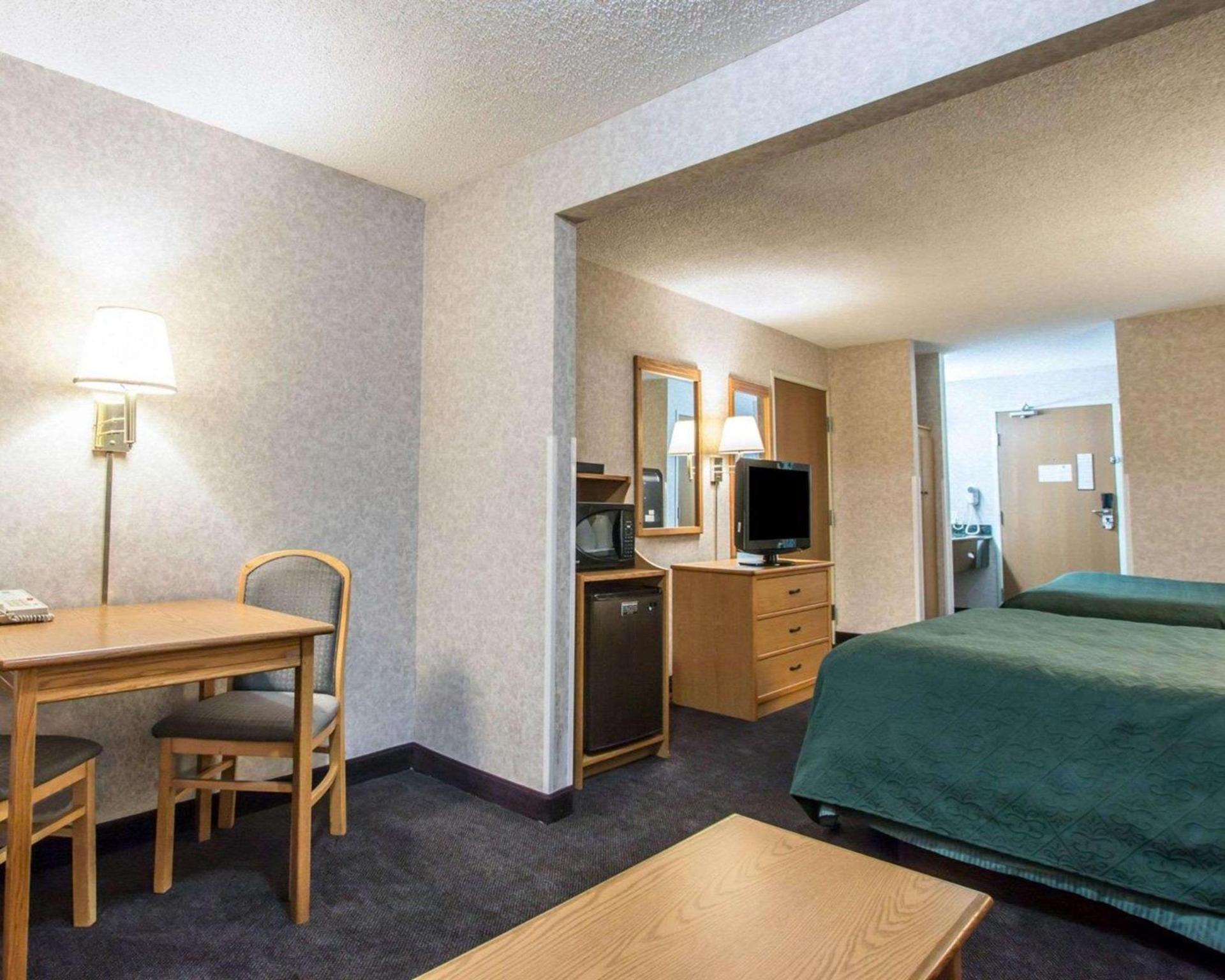 Quality Suites San Diego Otay Mesa photo 17