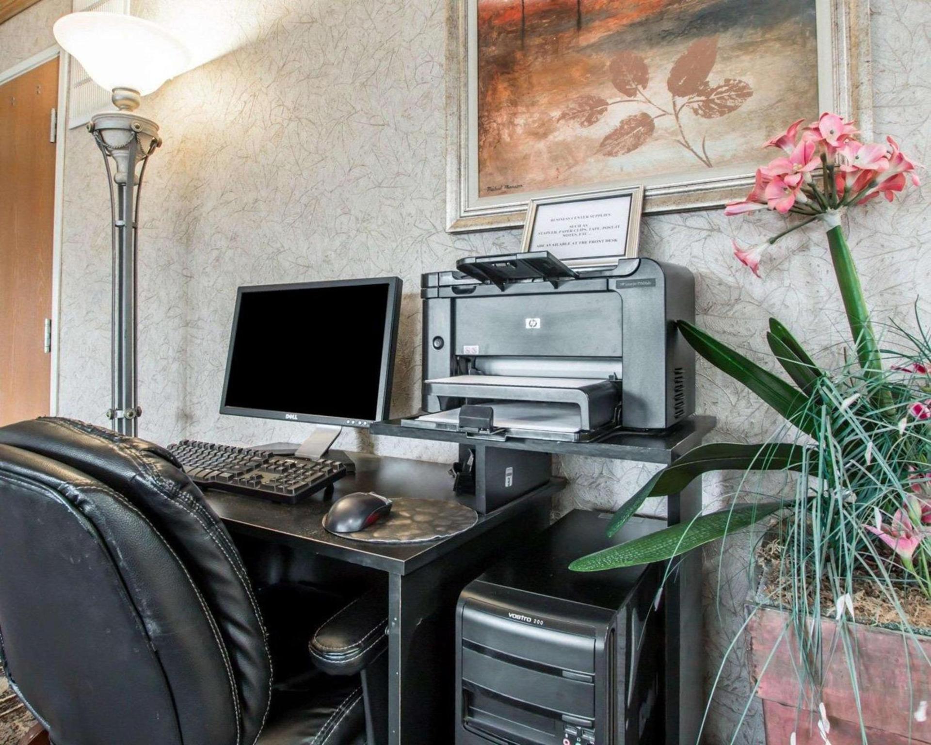 Quality Suites San Diego Otay Mesa photo 16