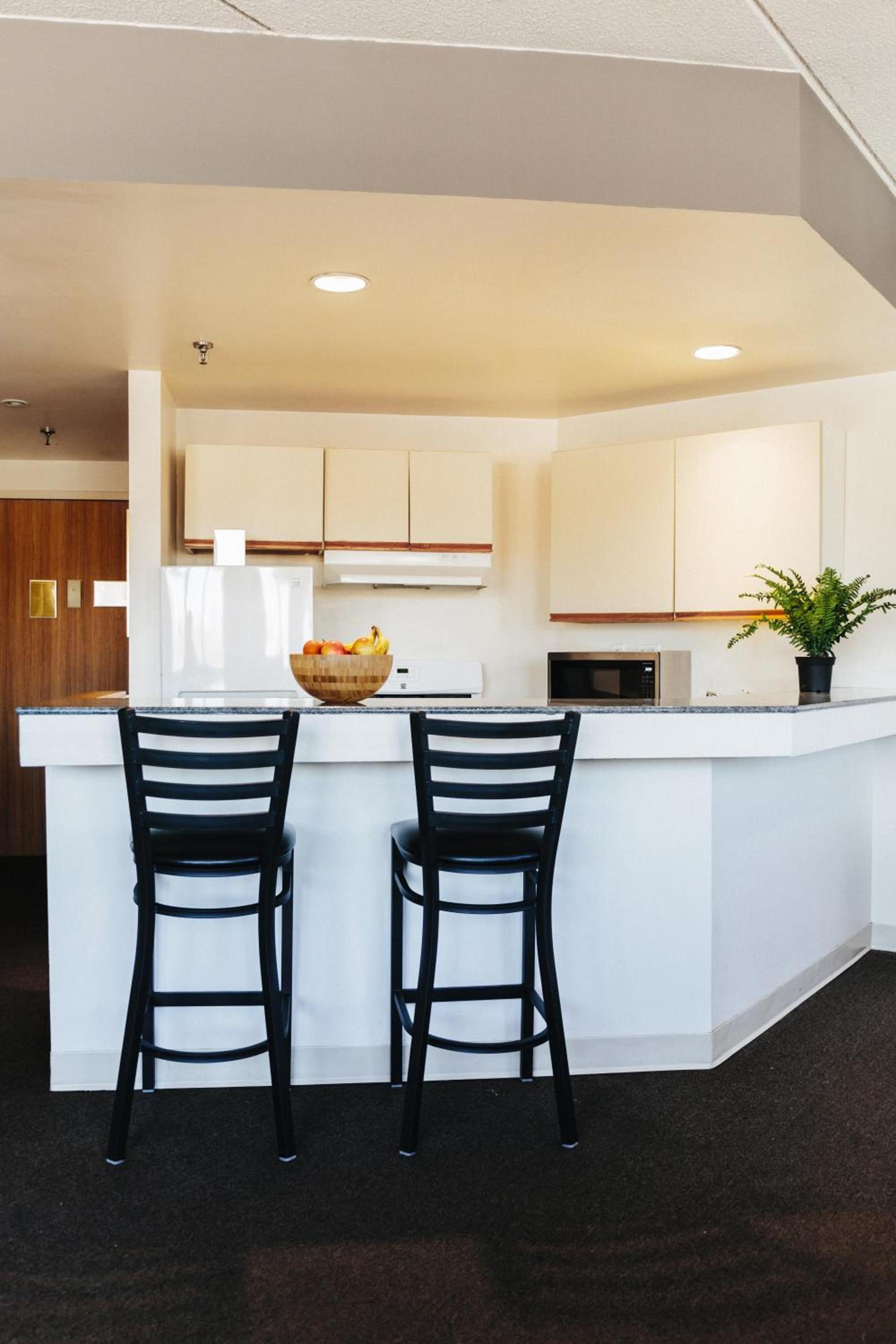 Stamford Suites photo 12