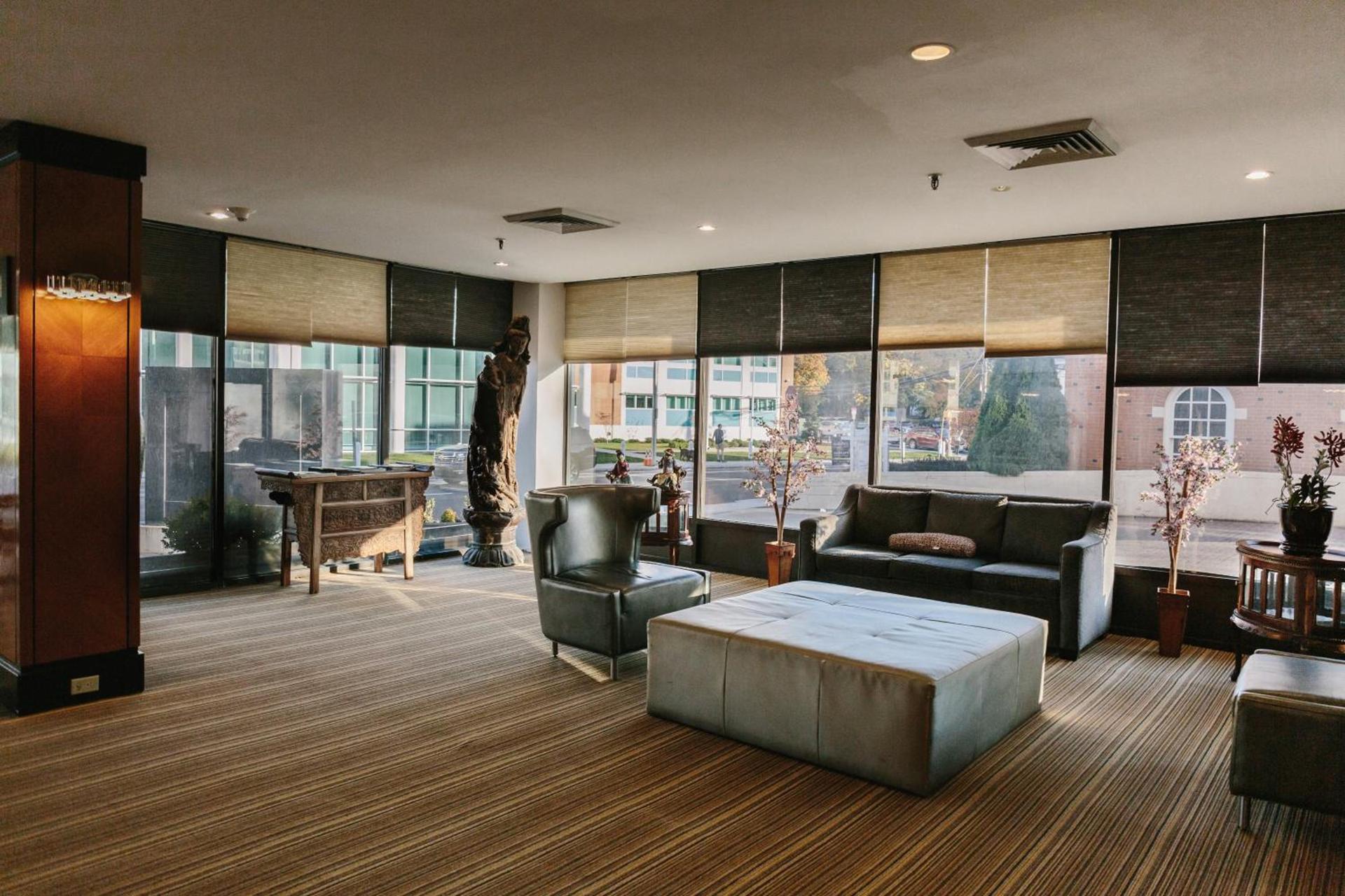 Stamford Suites photo 17