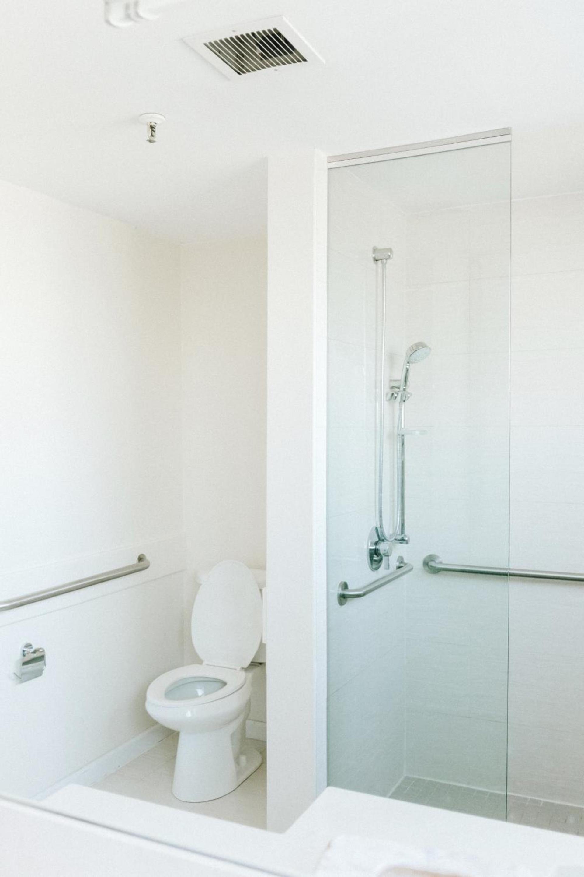 Stamford Suites photo 15
