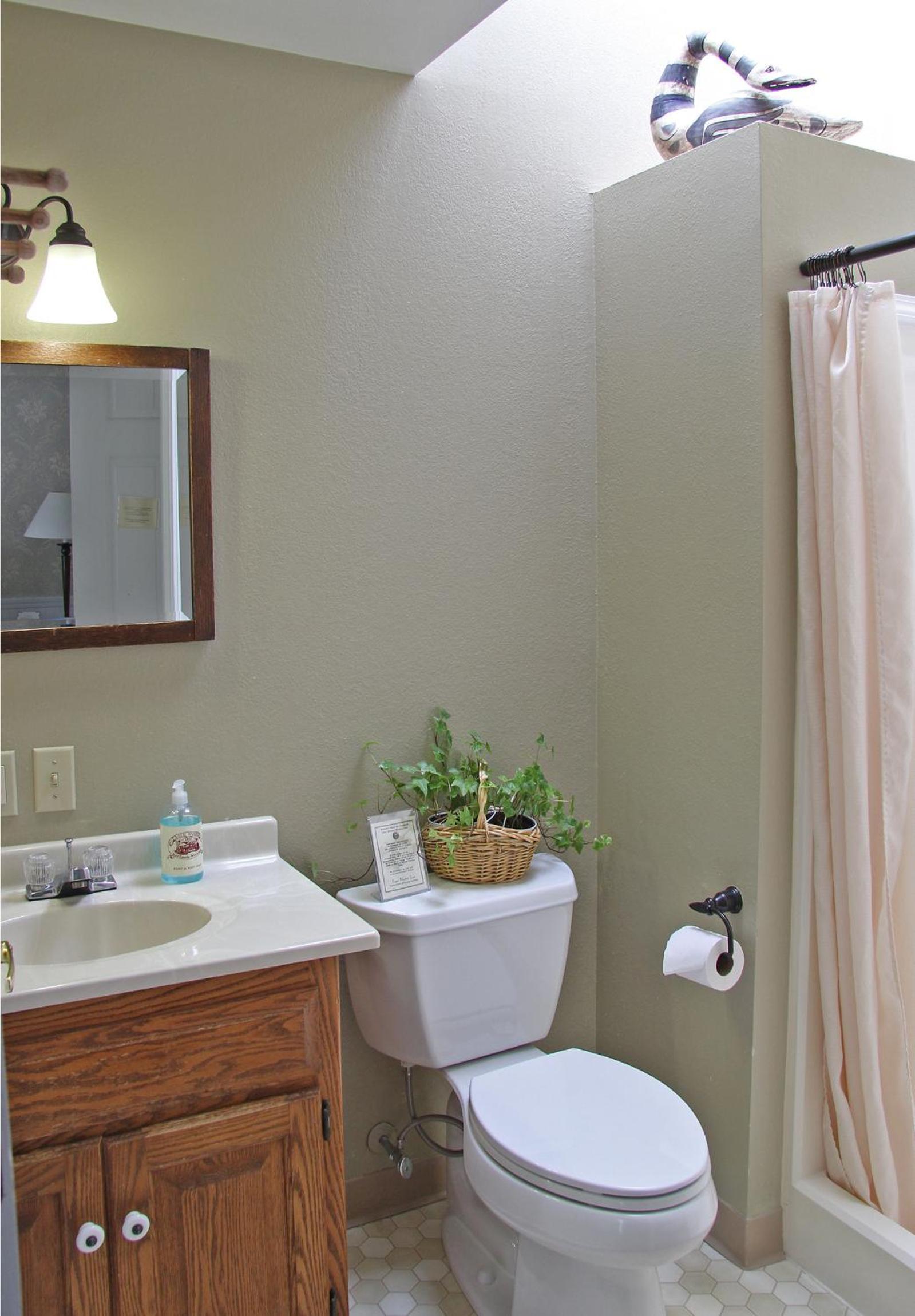 Eagle Harbor Inn photo 44