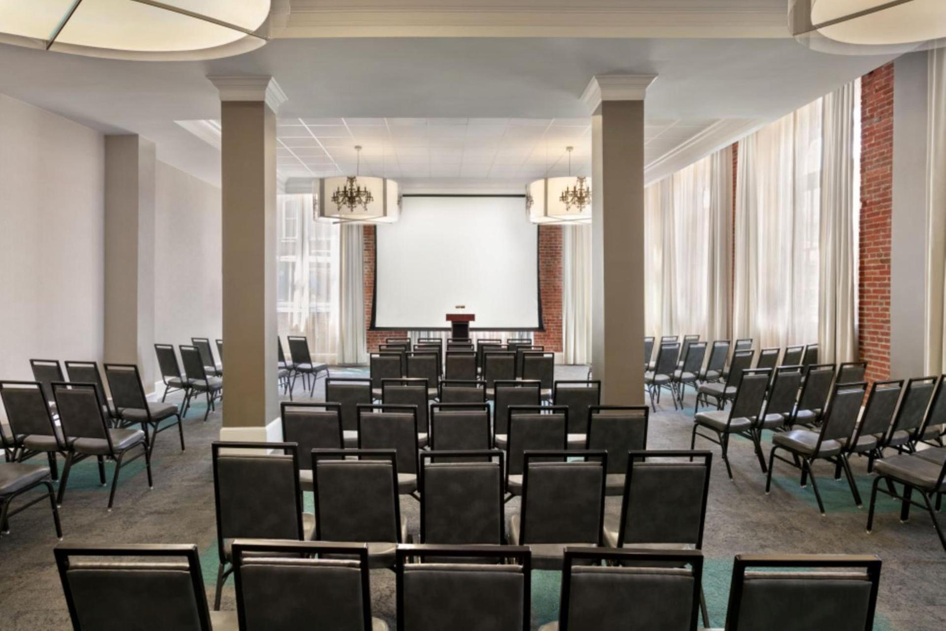 Hotel Indigo Savannah Historic District by IHG photo 29
