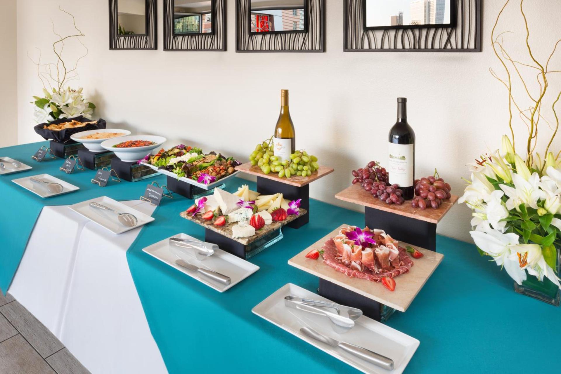 Hotel Indigo San Diego - Gaslamp Quarter by IHG photo 6