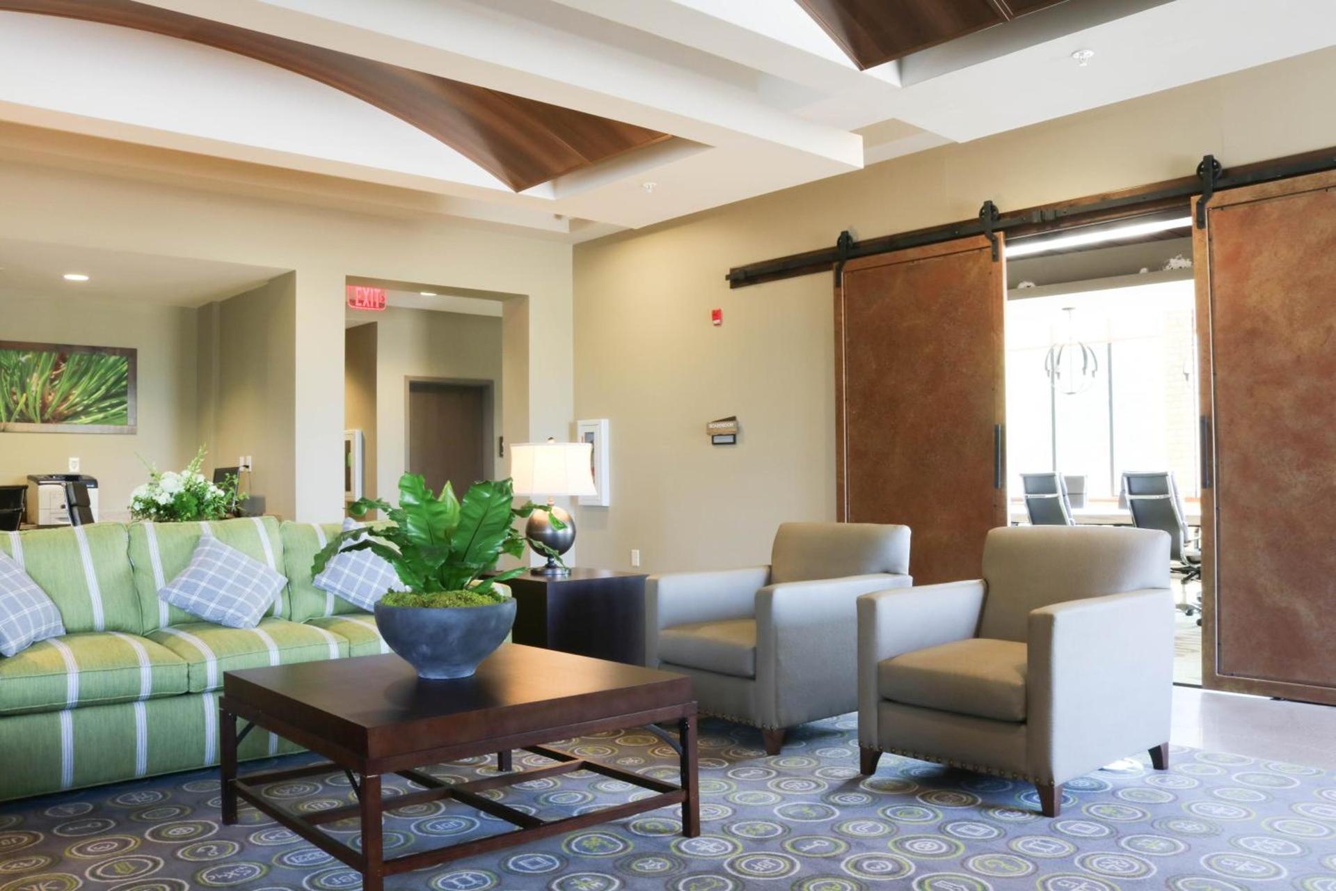 Hotel Indigo Traverse City by IHG photo 2