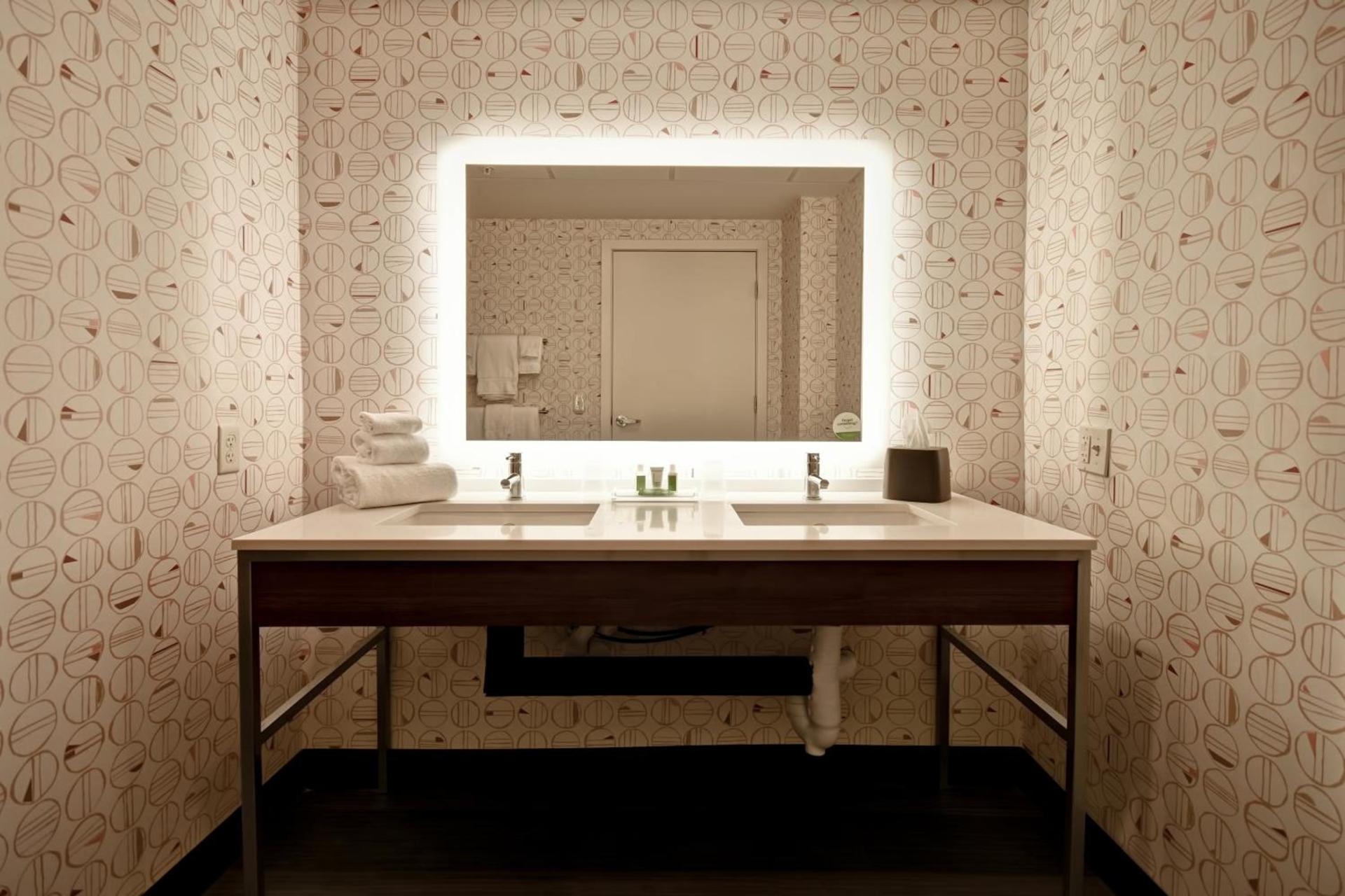 Holiday Inn Lancaster by IHG photo 74