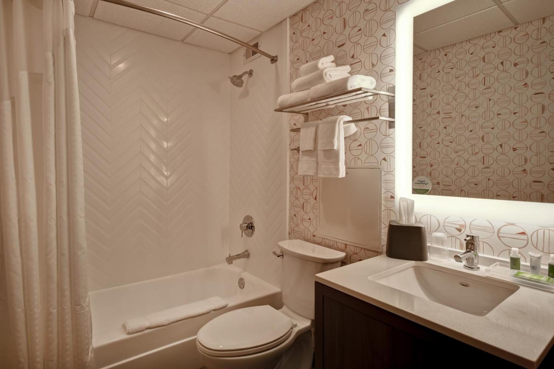 Holiday Inn Lancaster by IHG photo 31