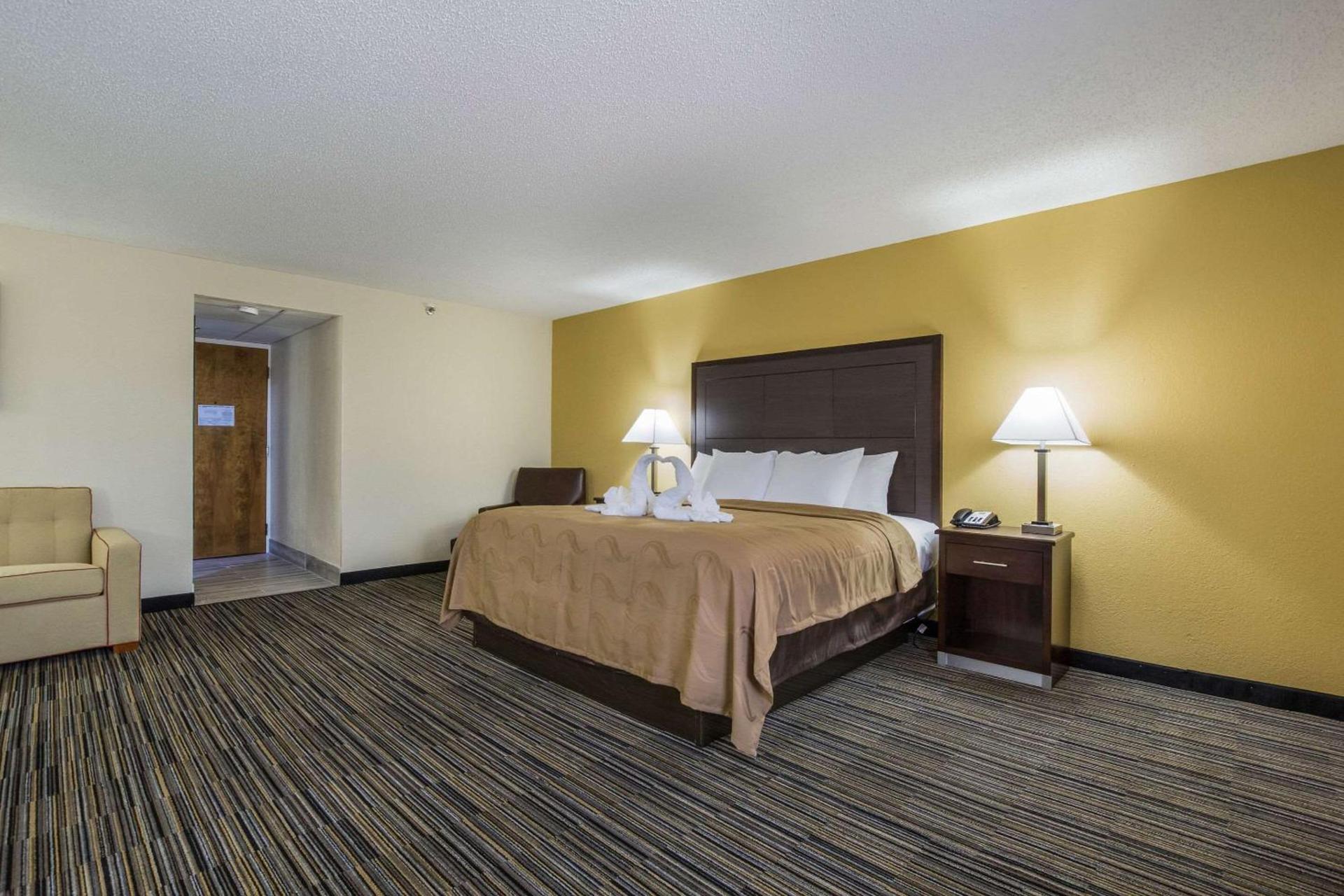 Quality Inn Grayville photo 16