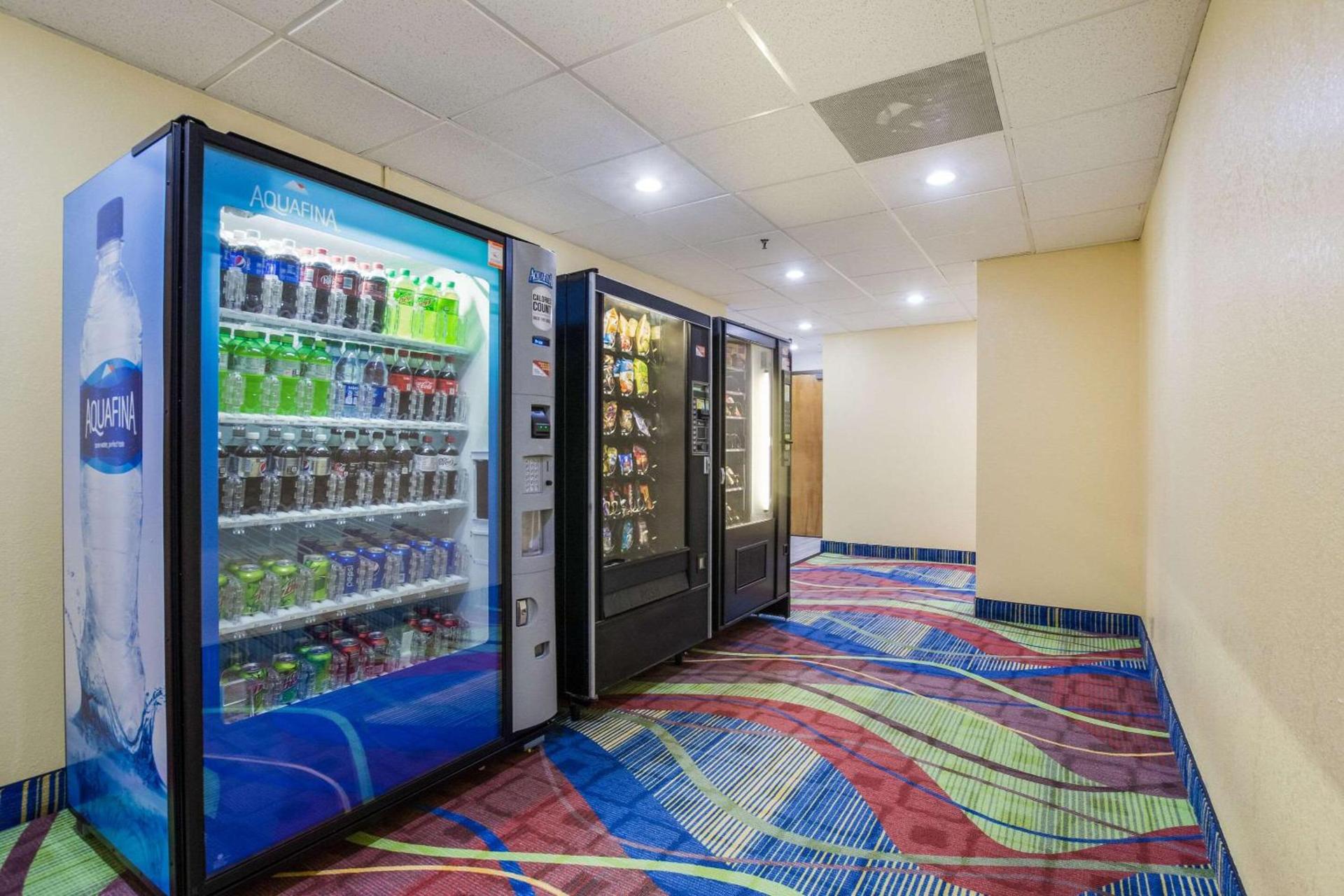 Quality Inn Grayville photo 2
