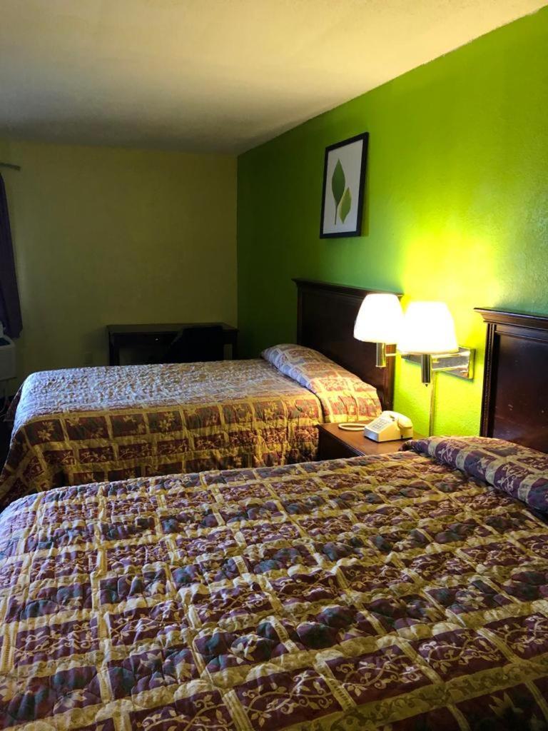 Travel Inn Motel photo 21