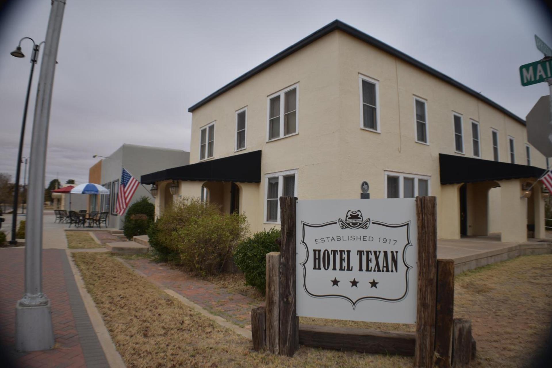The Hotel Texan photo 25