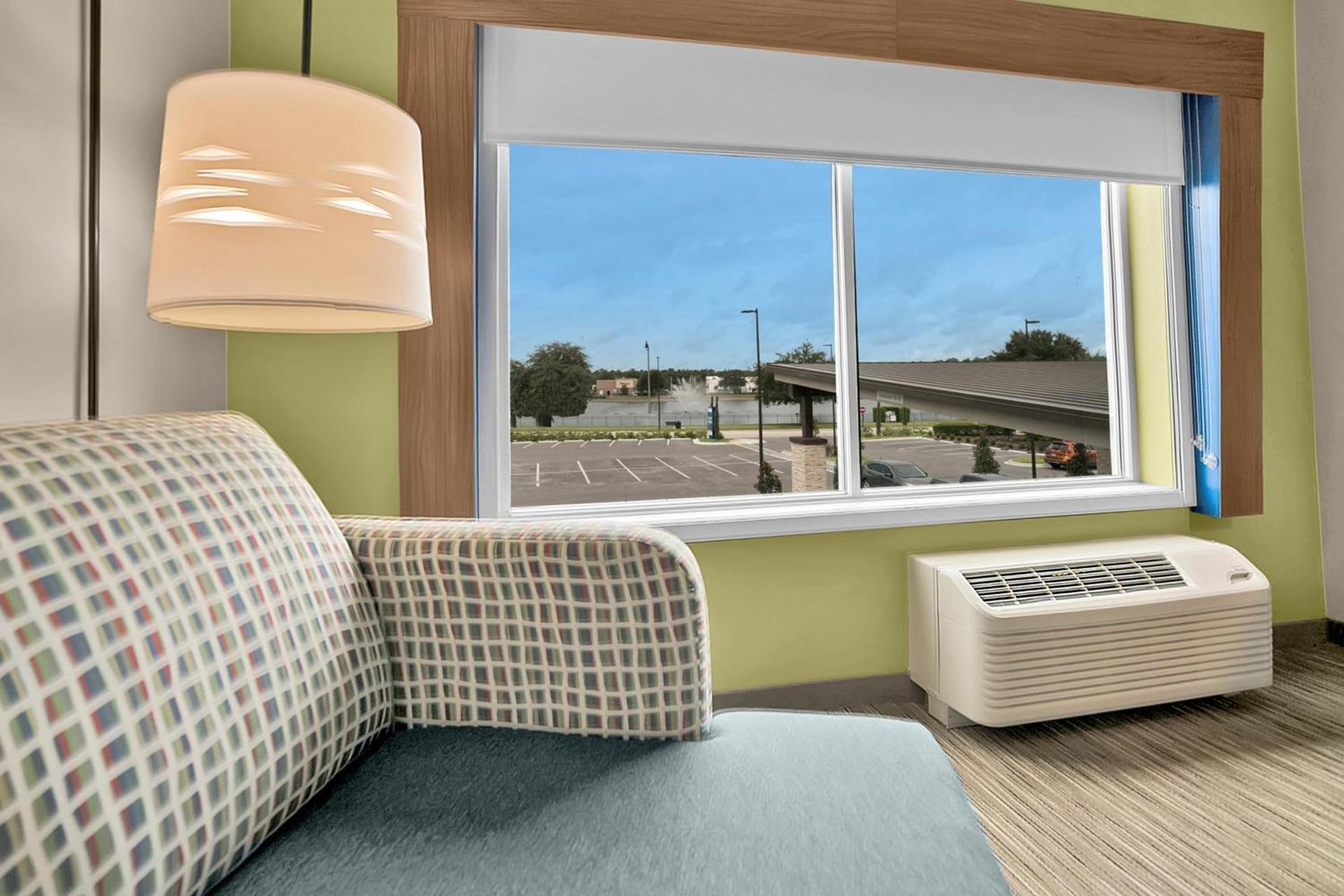 Holiday Inn Express - Jacksonville South Bartram Prk by IHG photo 18