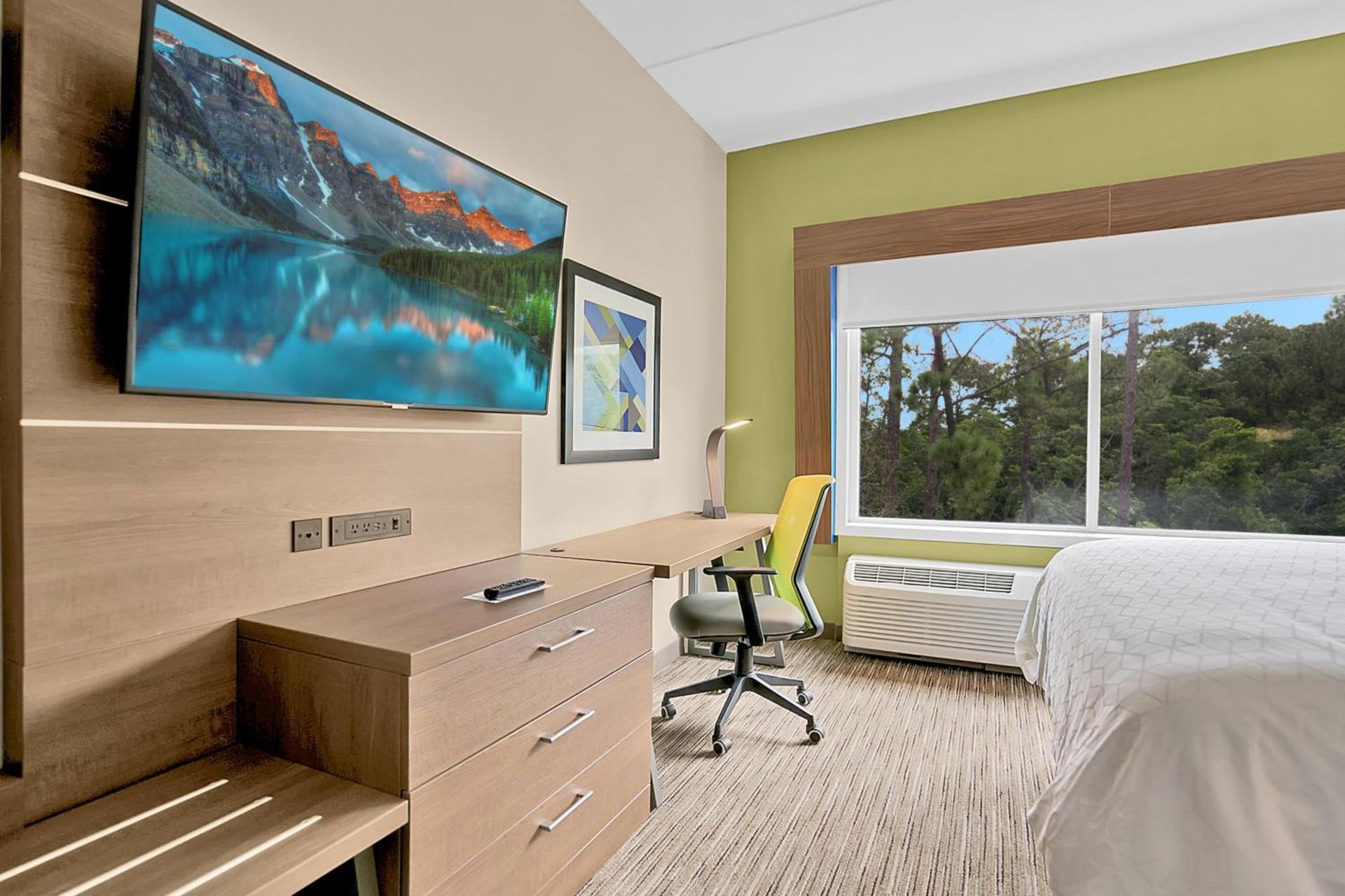 Holiday Inn Express - Jacksonville South Bartram Prk by IHG photo 17