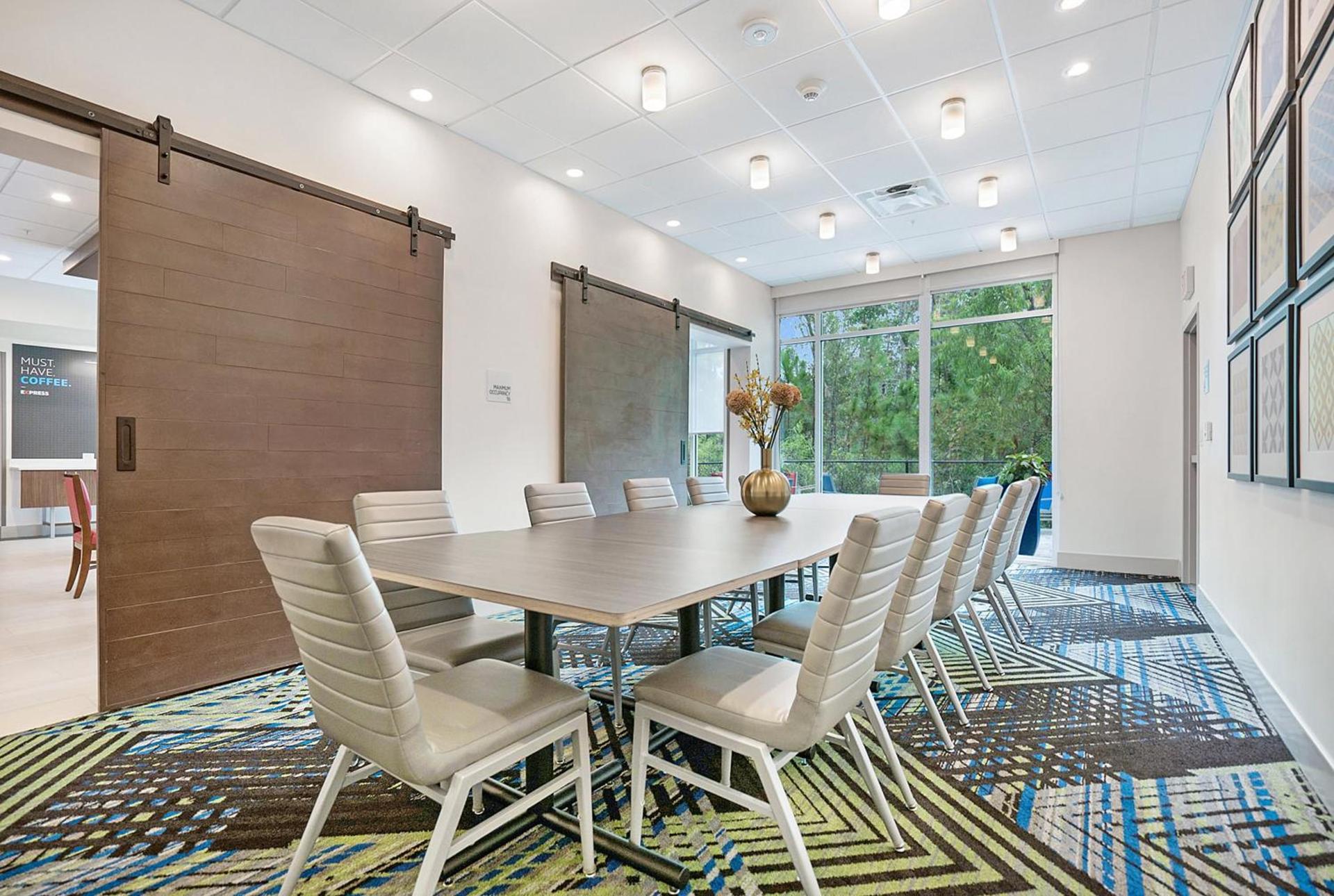 Holiday Inn Express - Jacksonville South Bartram Prk by IHG photo 5