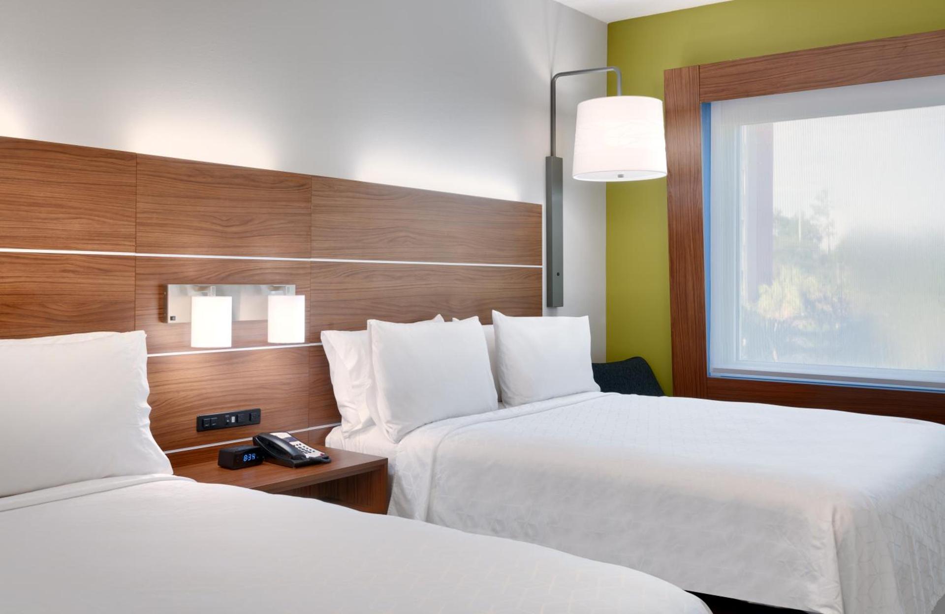 Holiday Inn Express & Suites - Gainesville I-75 by IHG photo 50