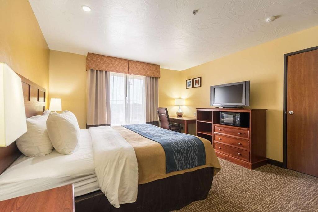 Comfort Inn & Suites Cedar City South photo 53