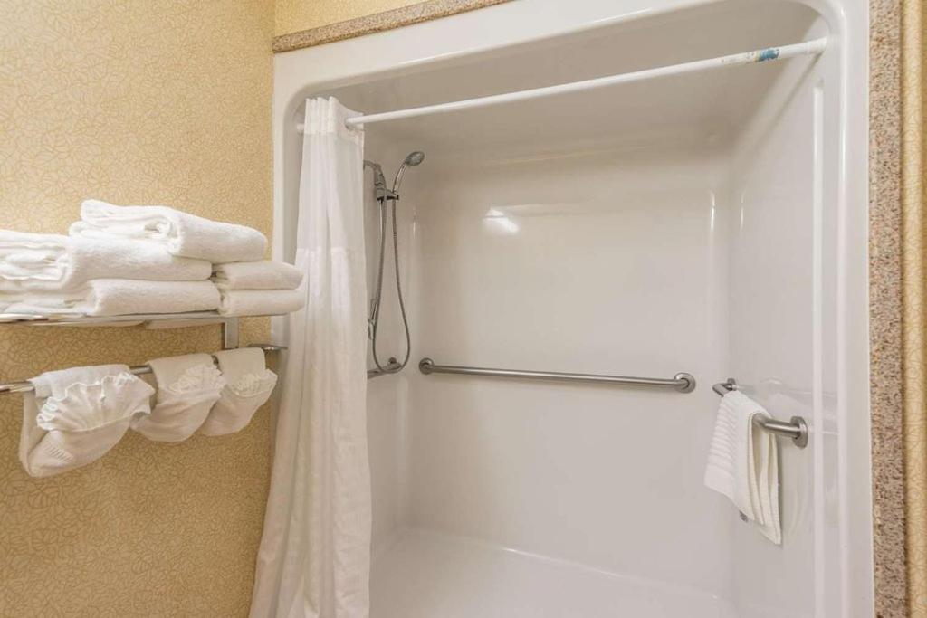 Comfort Inn & Suites Cedar City South photo 56