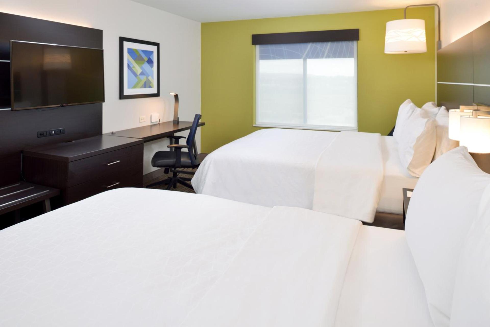 Holiday Inn Express & Suites Pueblo by IHG photo 43