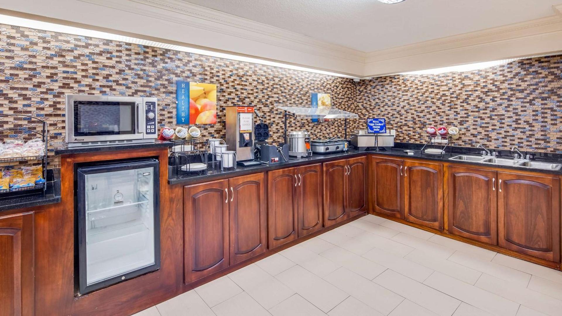 Best Western Inn & Suites of Macon photo 21