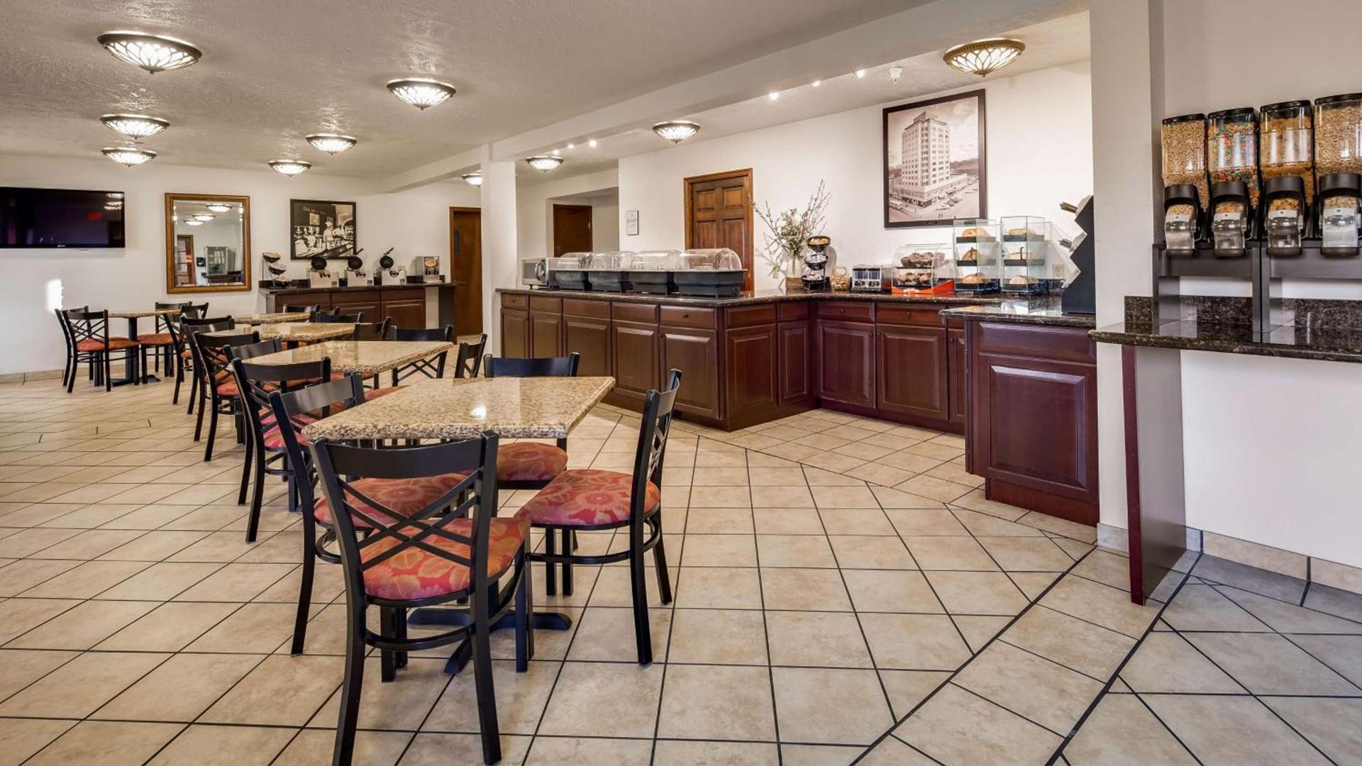 Best Western Plus Ahtanum Inn photo 54