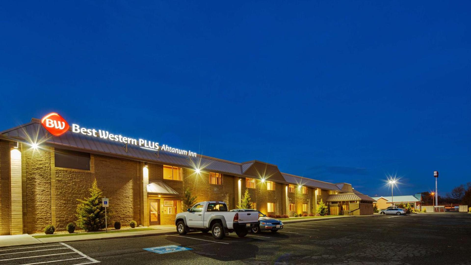 Best Western Plus Ahtanum Inn photo 2
