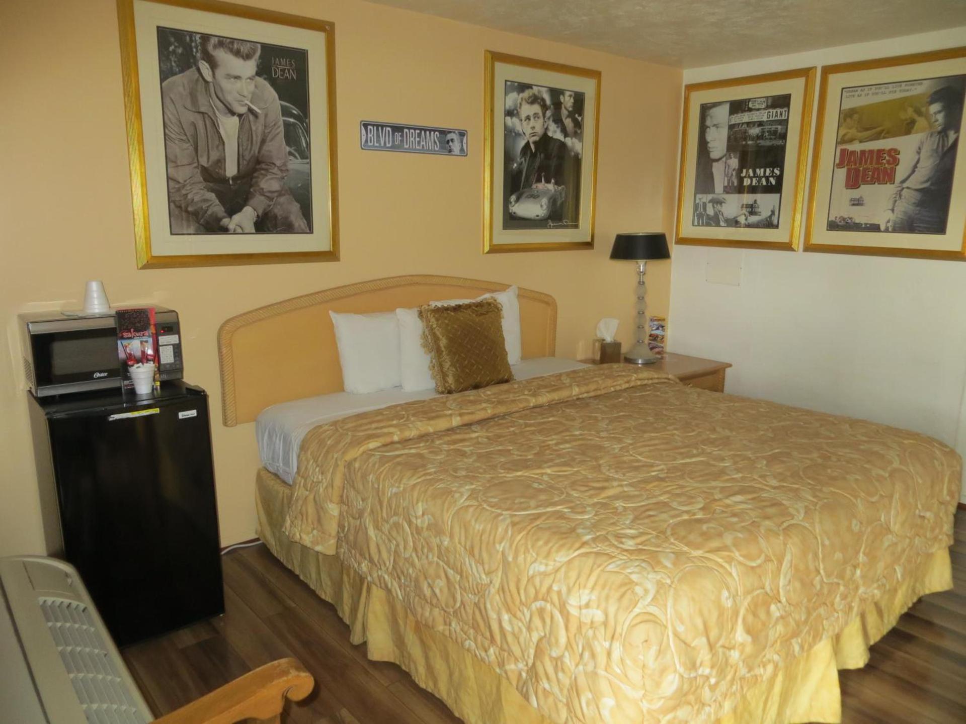 El Trovatore Motel photo 31