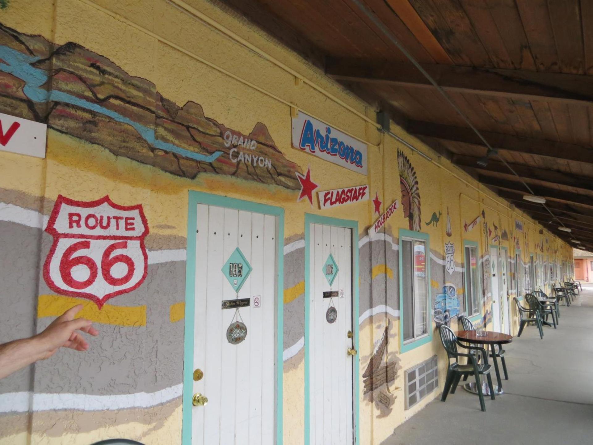 El Trovatore Motel photo 36