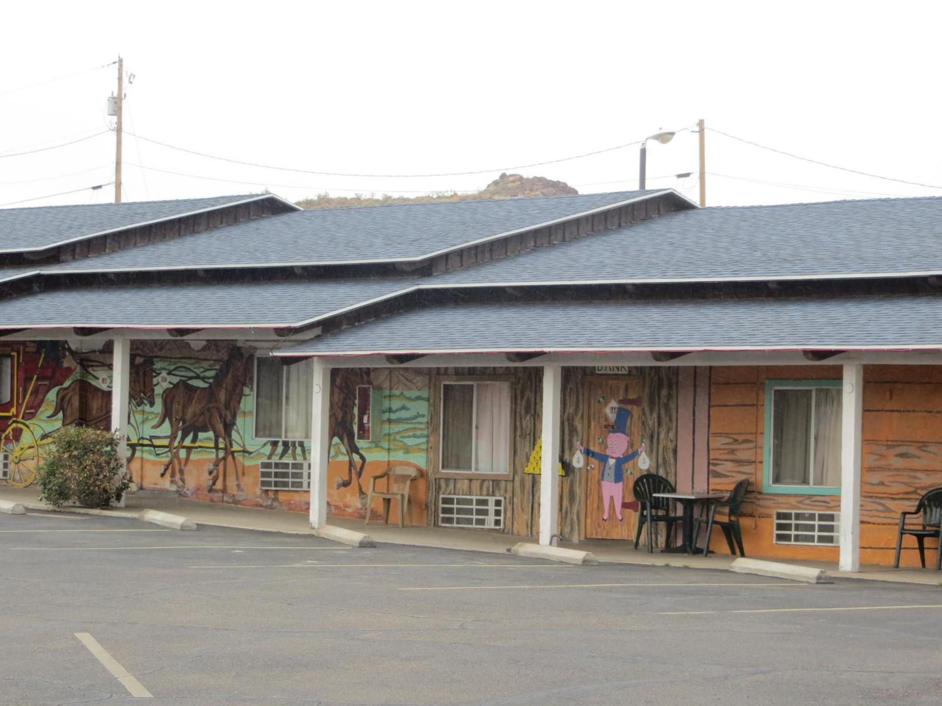El Trovatore Motel photo 1
