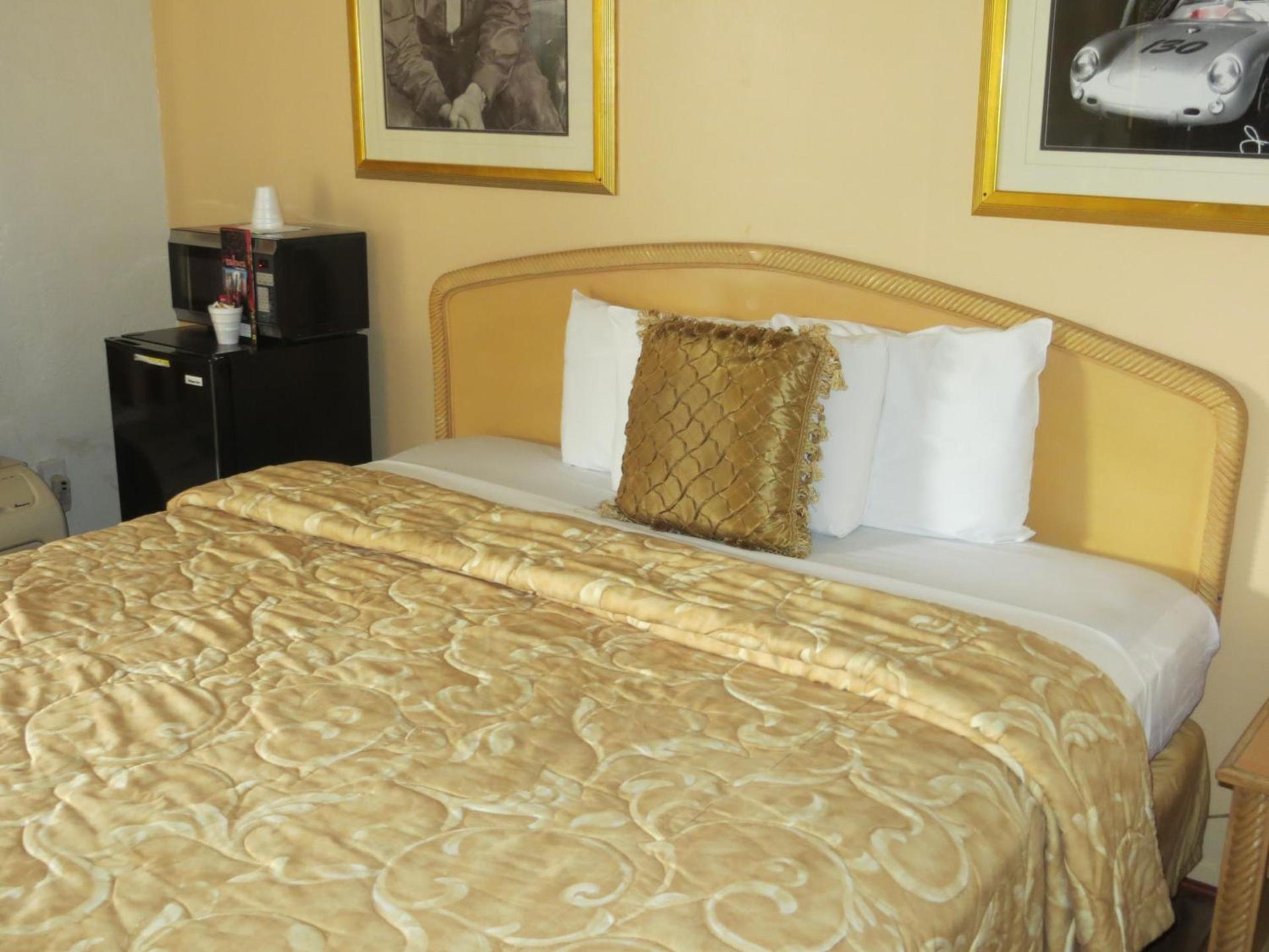 El Trovatore Motel photo 4