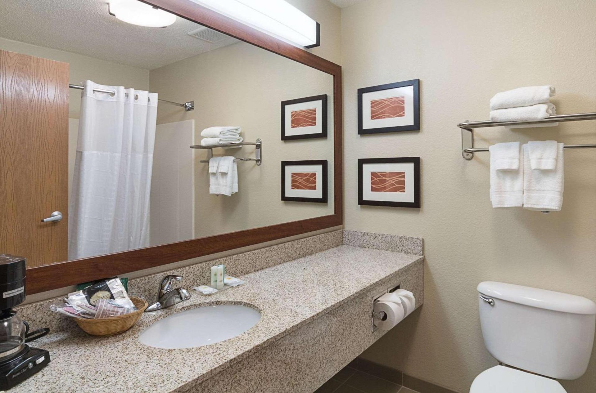 Comfort Inn Barboursville near Huntington Mall area photo 15