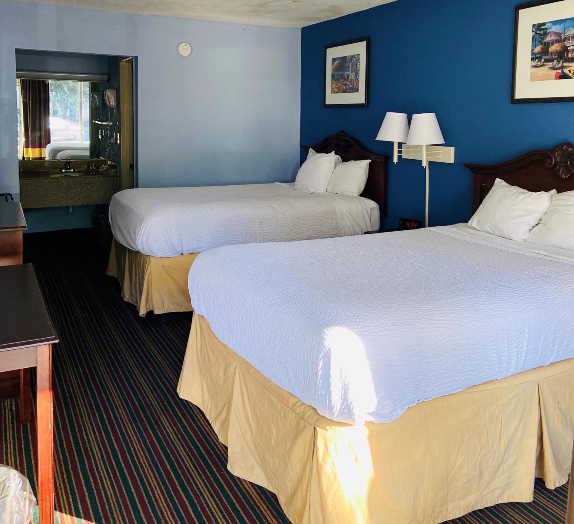 Days Inn by Wyndham Mt Pleasant-Charleston-Patriots Point photo 3