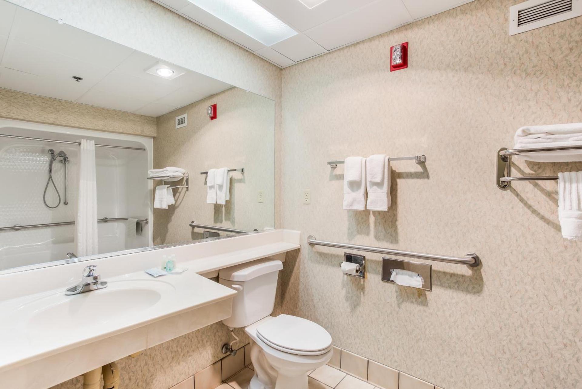 Quality Inn & Suites Big Stone Gap photo 19