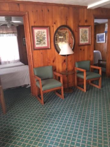 Cutty Sark Efficiencies and Historic Cottage's photo 64