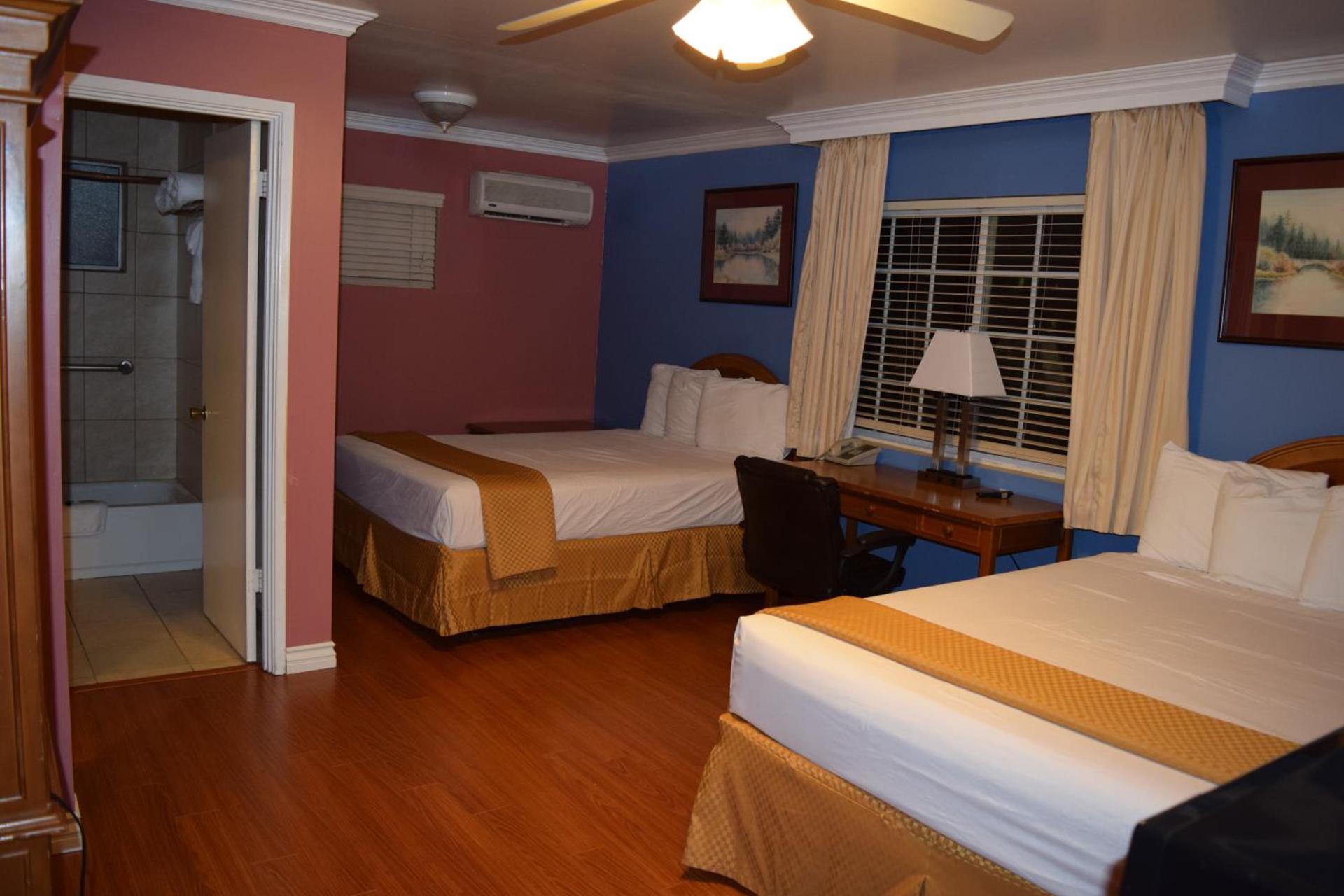 Rose Garden Inn photo 17