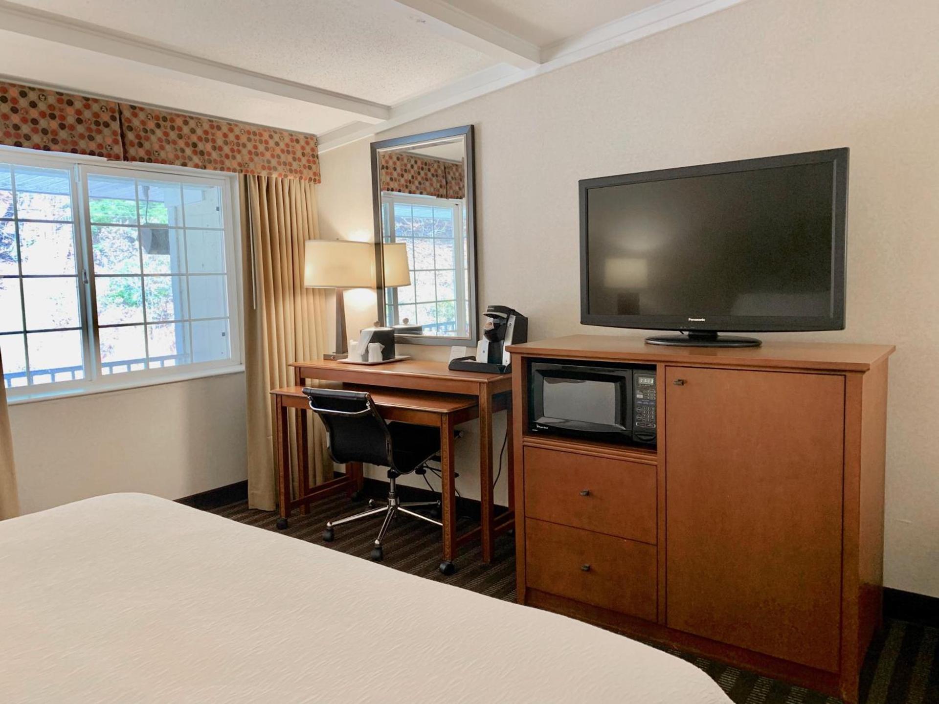 Best Western Springfield Hotel photo 60