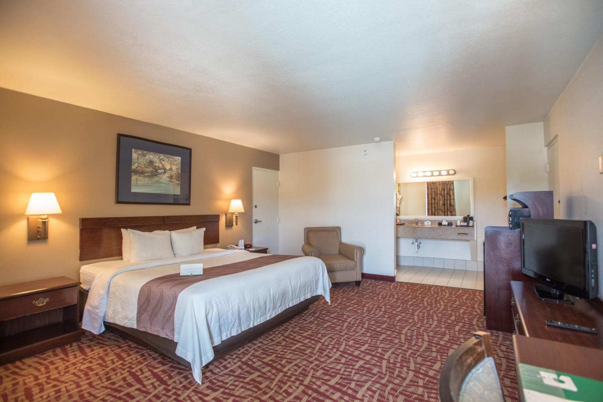 Quality Inn At Town Center photo 33